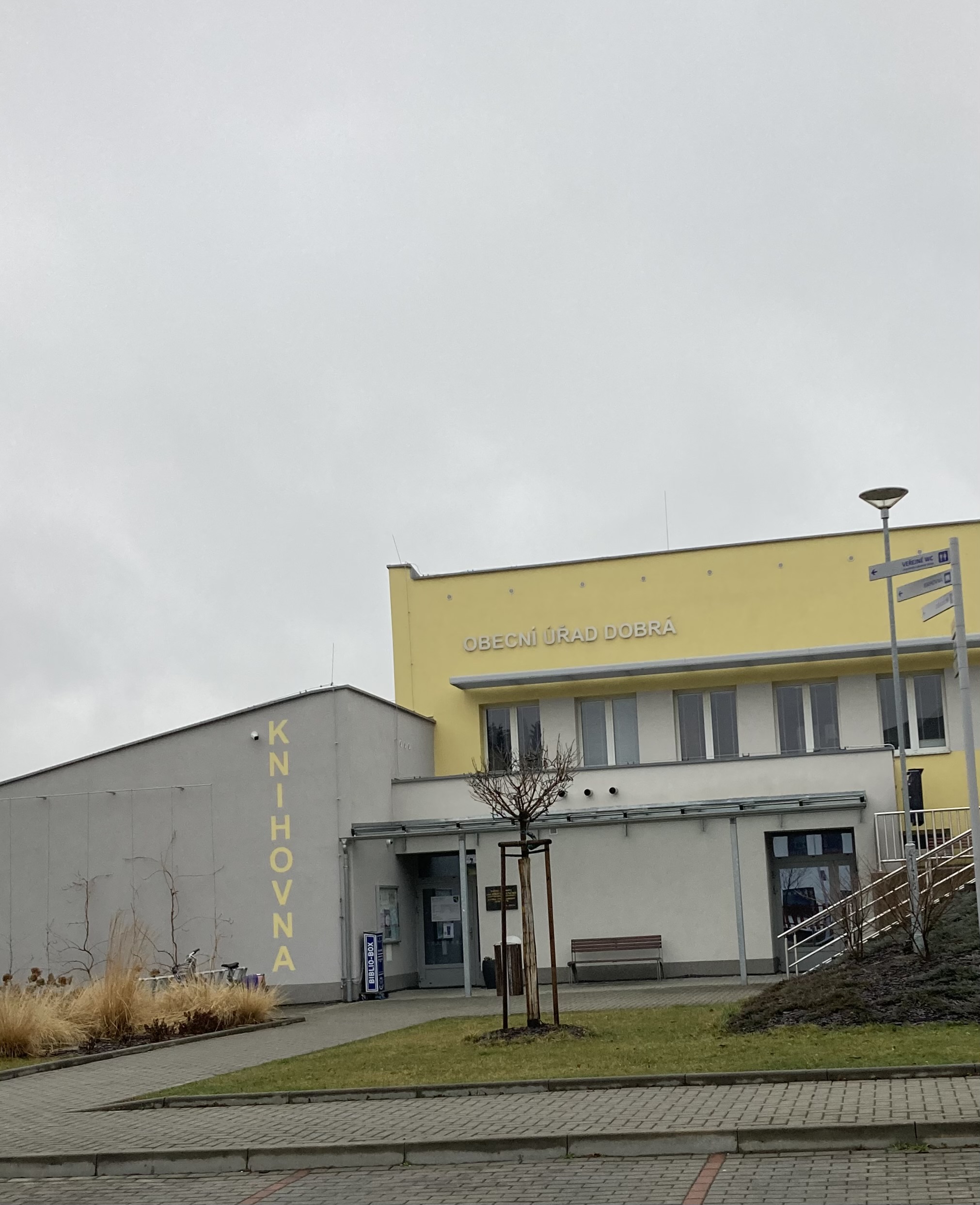 Místní knihovna Dobrá, příspěvková organizace foto 3