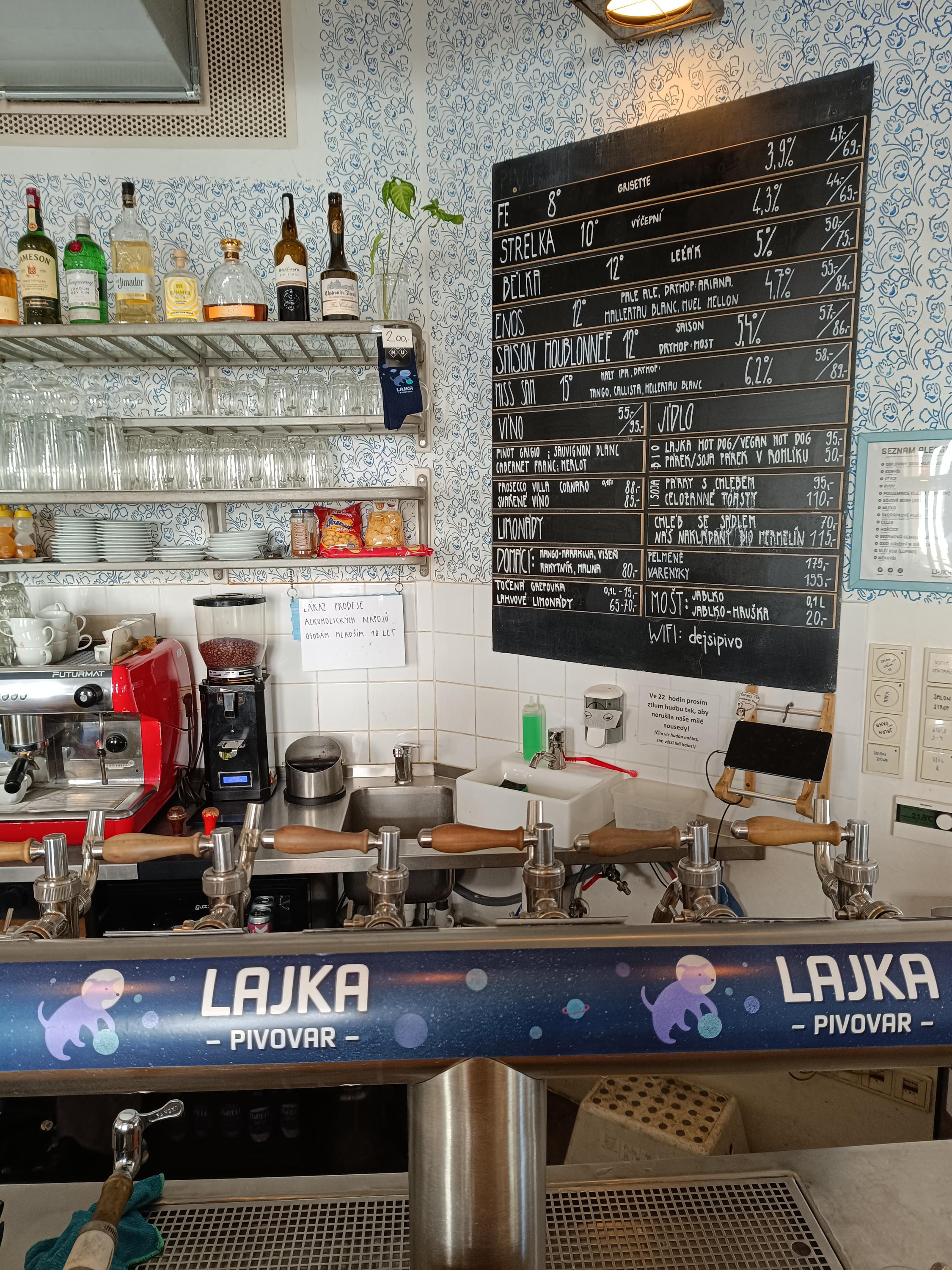 Lajka pivovar - café foto 4