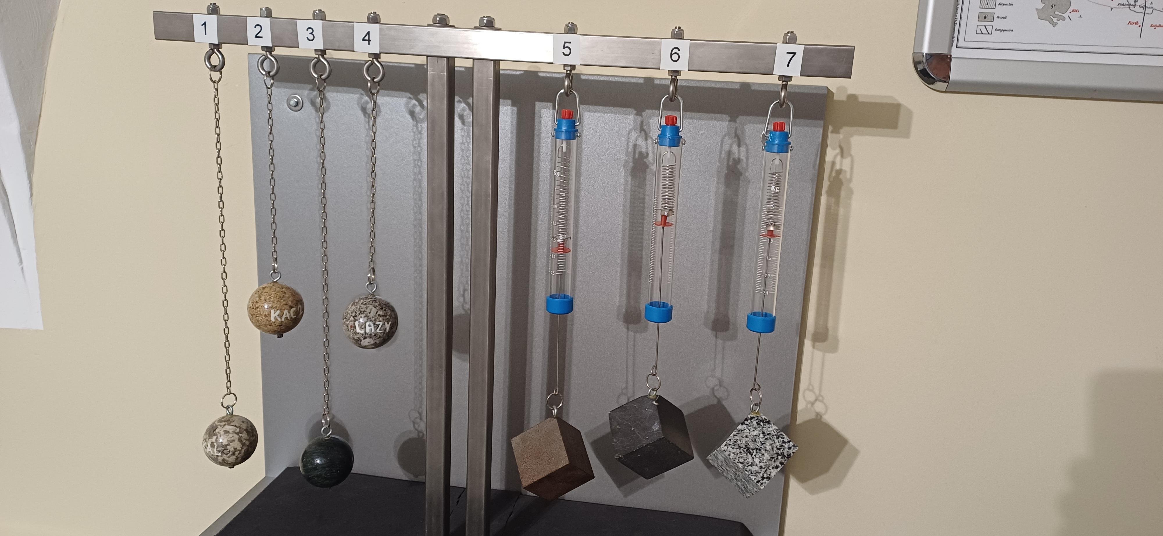 Geofyzikální muzeum - Seismická expozice foto 5