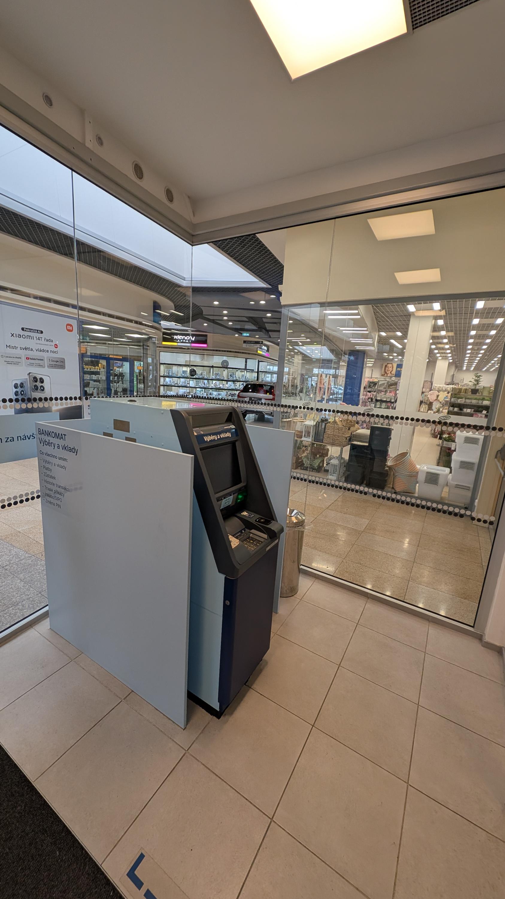 Bankomat České spořitelny foto 3