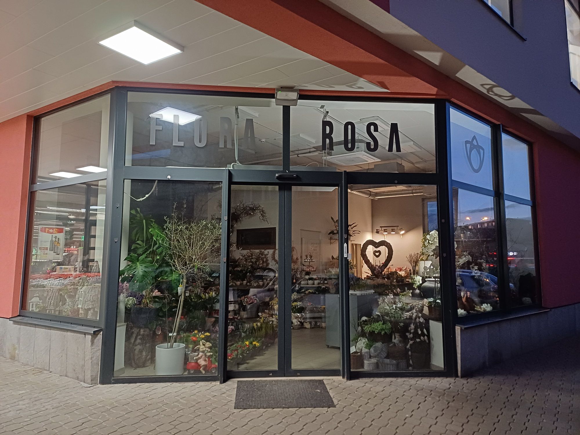 Flora Rosa