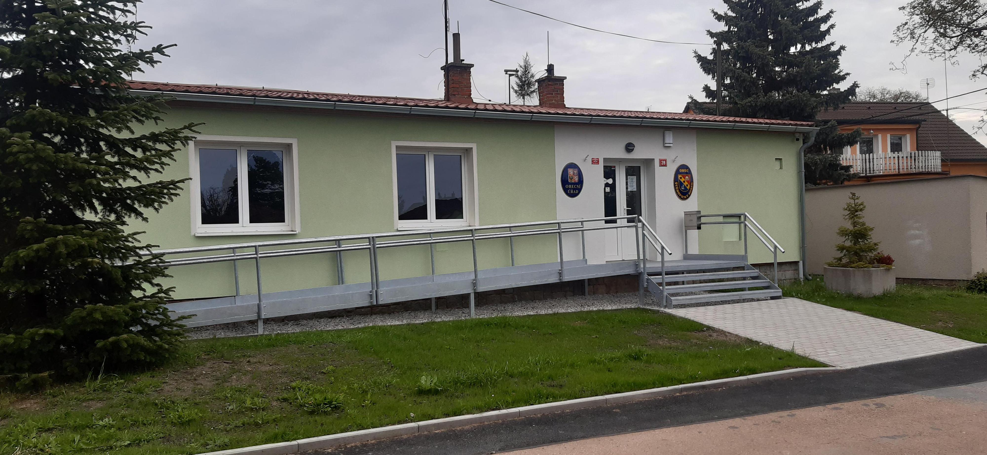 Štěnovický Borek - obecní úřad foto 2