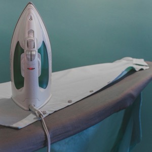 Online sellers of ironing products