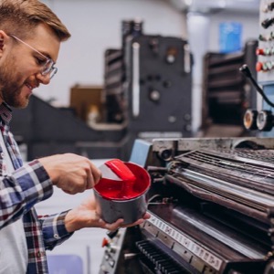Výroba tiskařských strojů a příslušenství