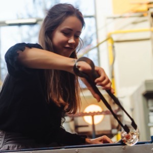 Glass and porcelain goods producers