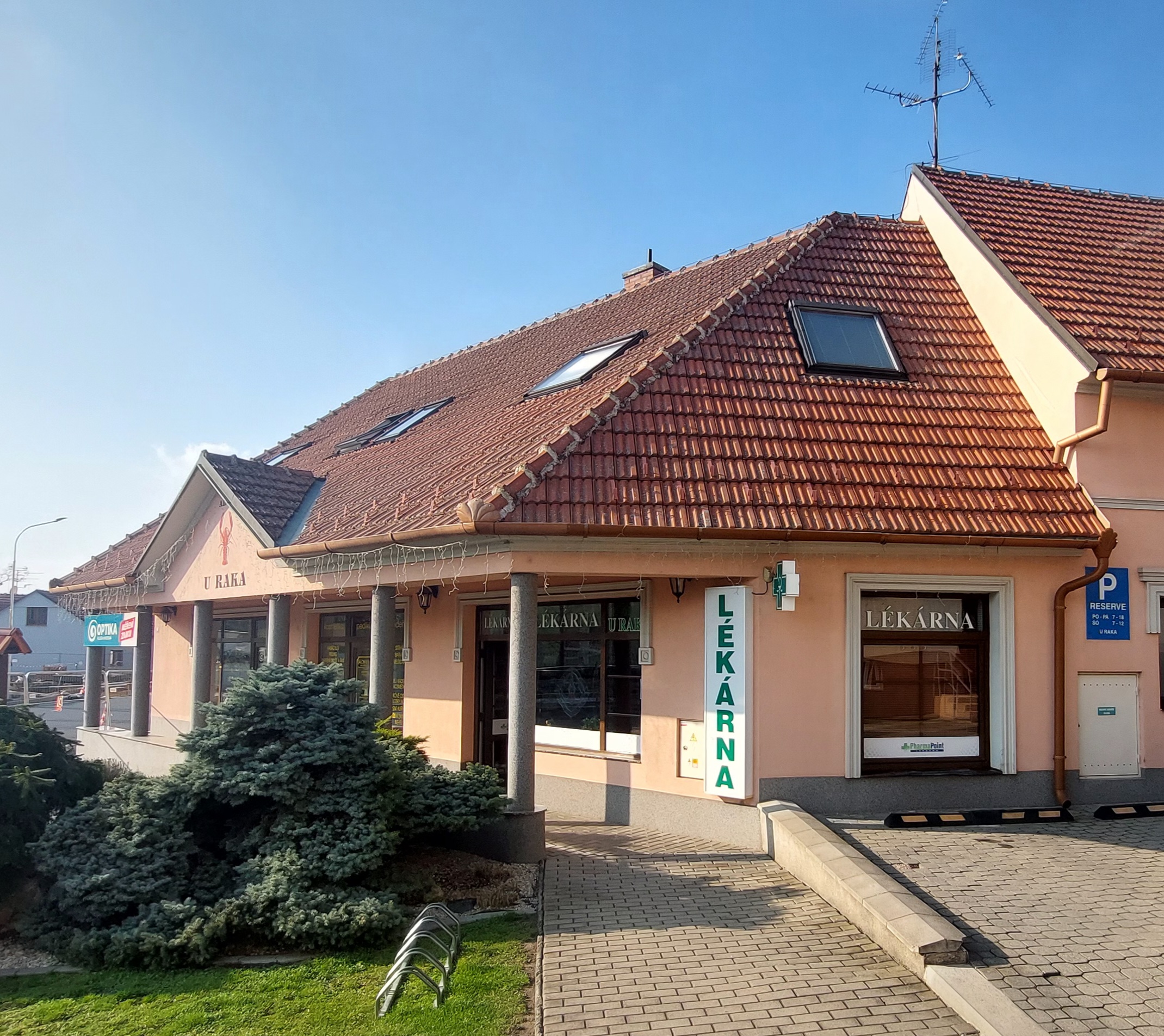 Lékárna U RAKA foto 2