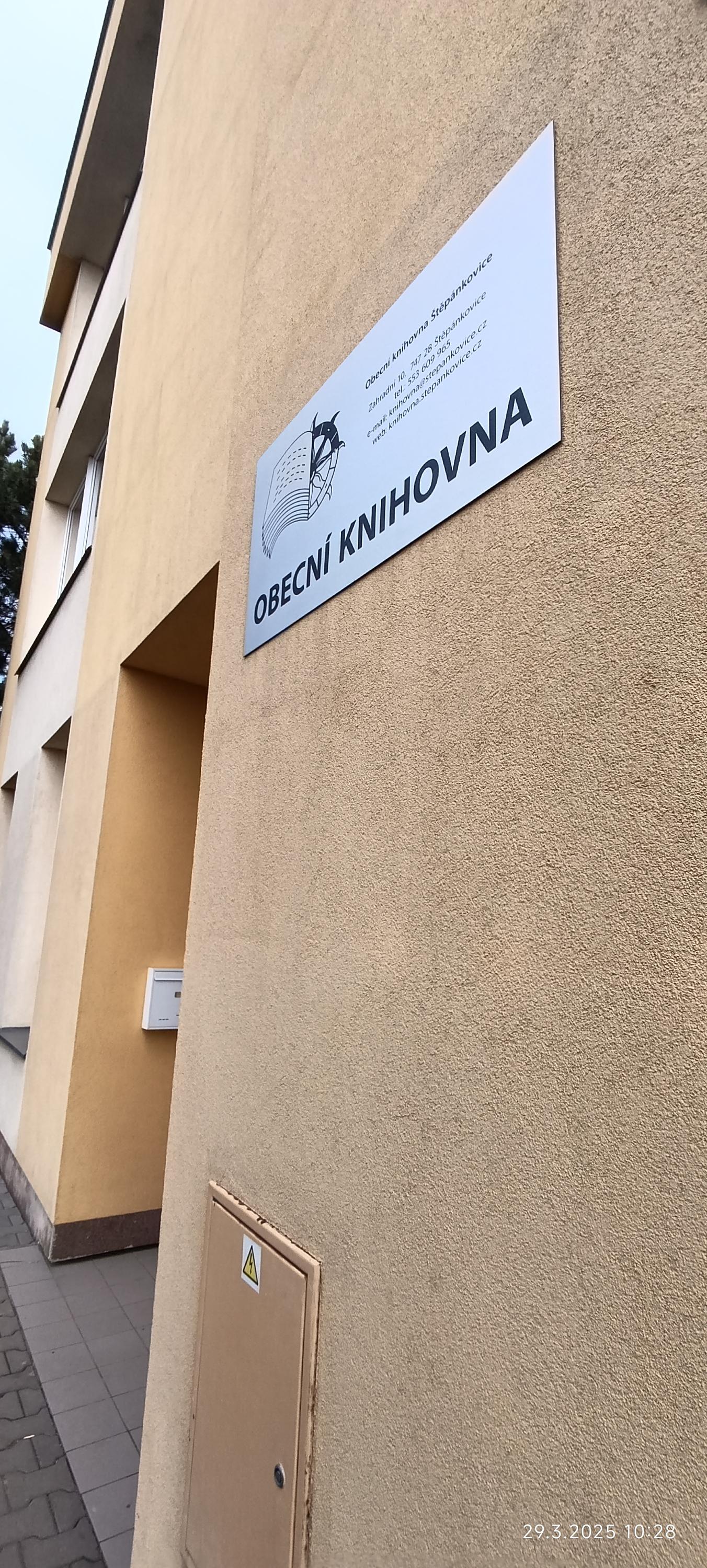 Obecní knihovna Štěpánkovice foto 2