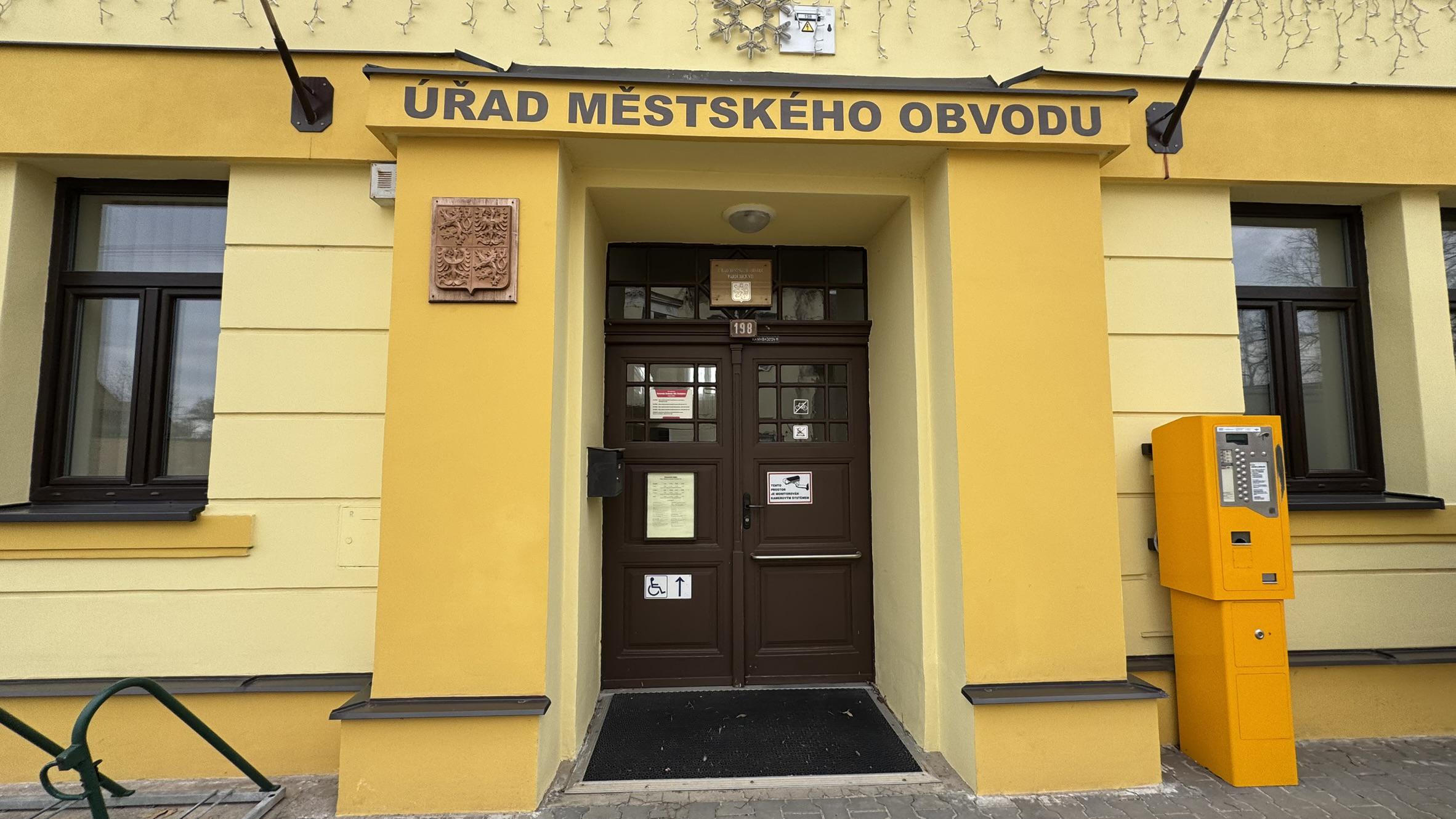 Úřad městského obvodu Pardubice VII foto 4