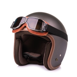 On-line prodej potřeb pro motoristické sporty