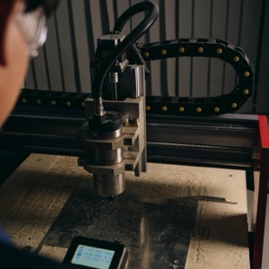 Prodej NC a CNC systémů a digitálního odměřování