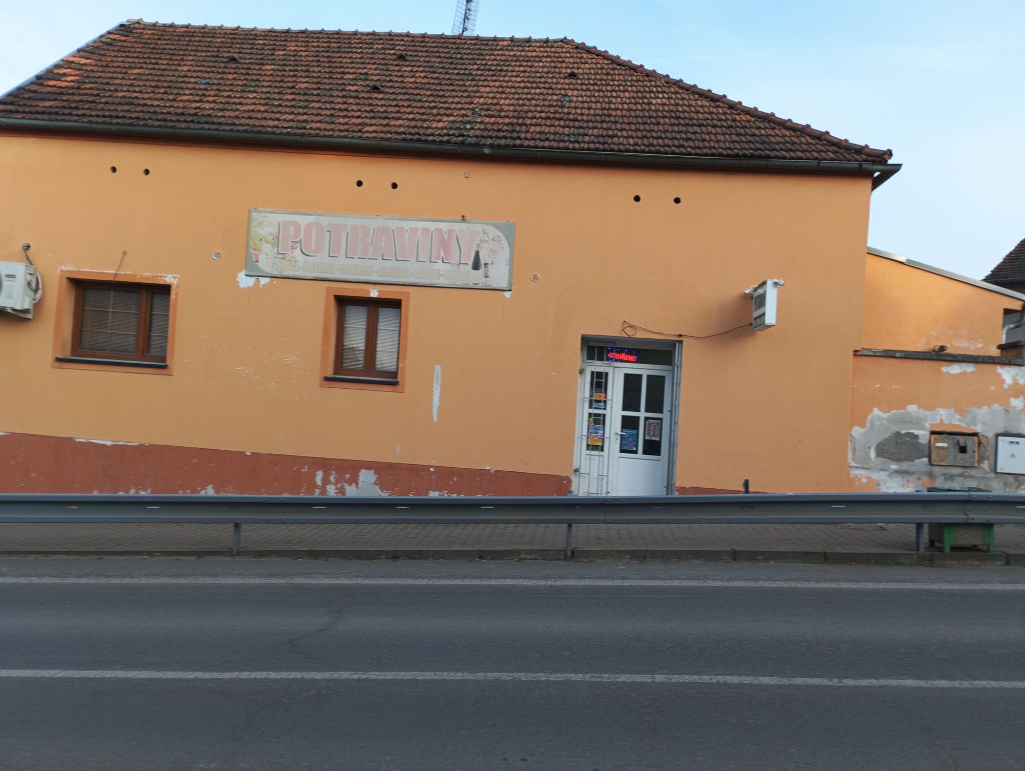 Večerka Litice foto 1