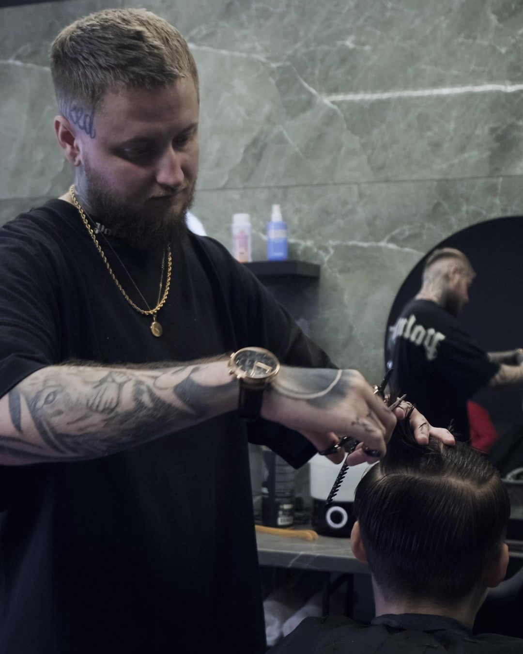 The Blakk Barbershop foto 2 (náhled videa)