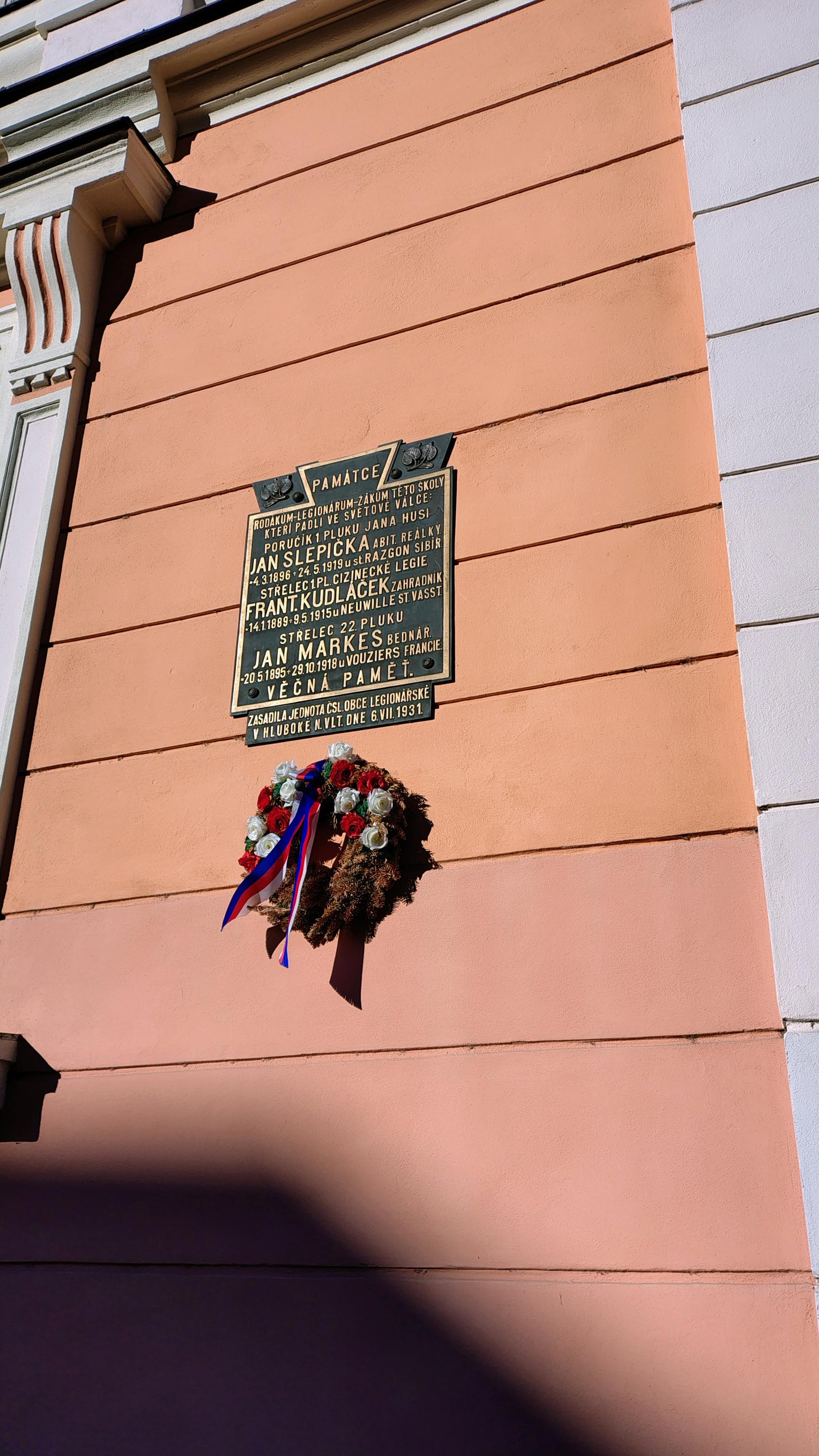 Hluboká nad Vltavou - městský úřad foto 4