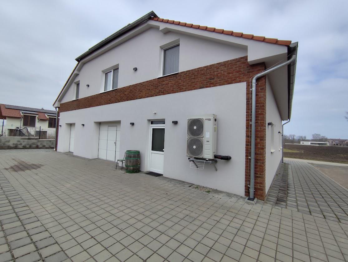 Vinařství Buriánkovi foto 2