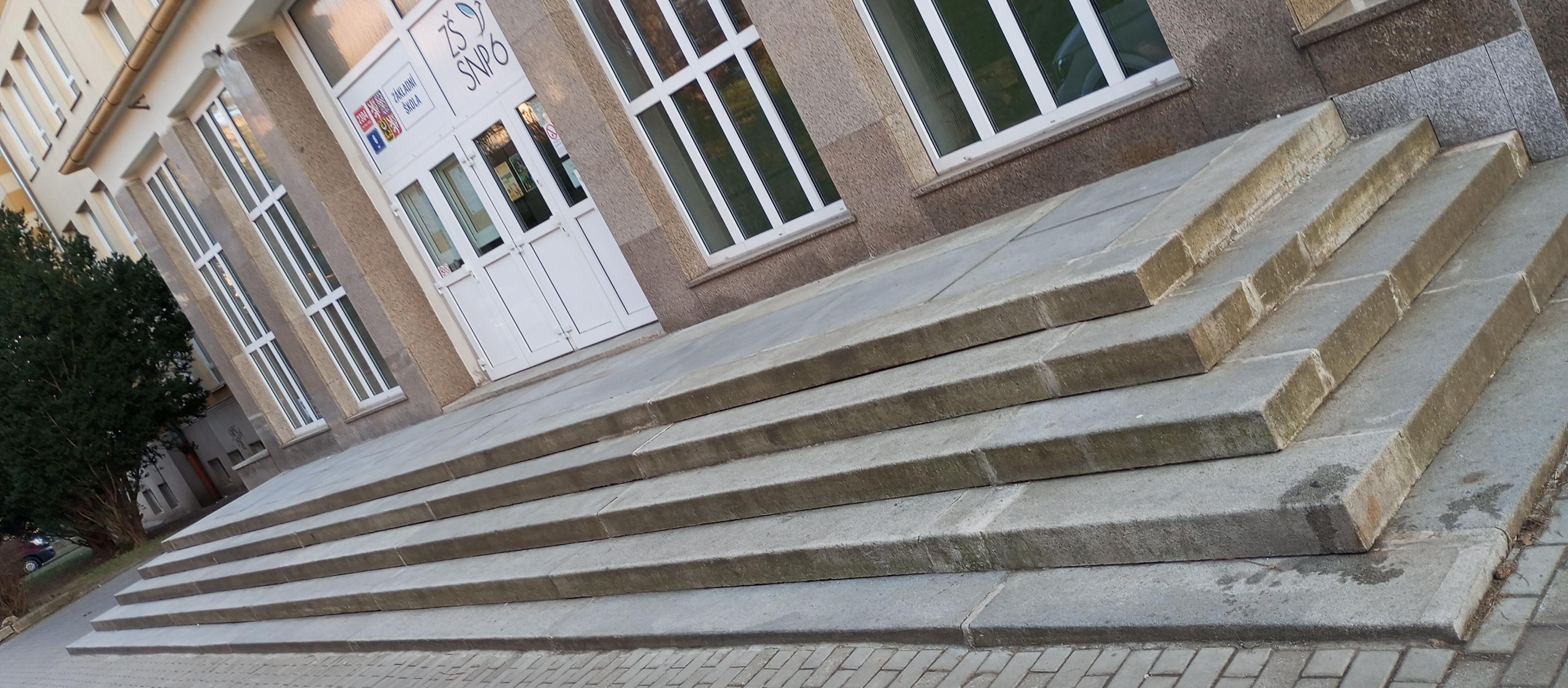 Základní škola a Mateřská škola Ústí nad Labem, SNP 2304/6 foto 2