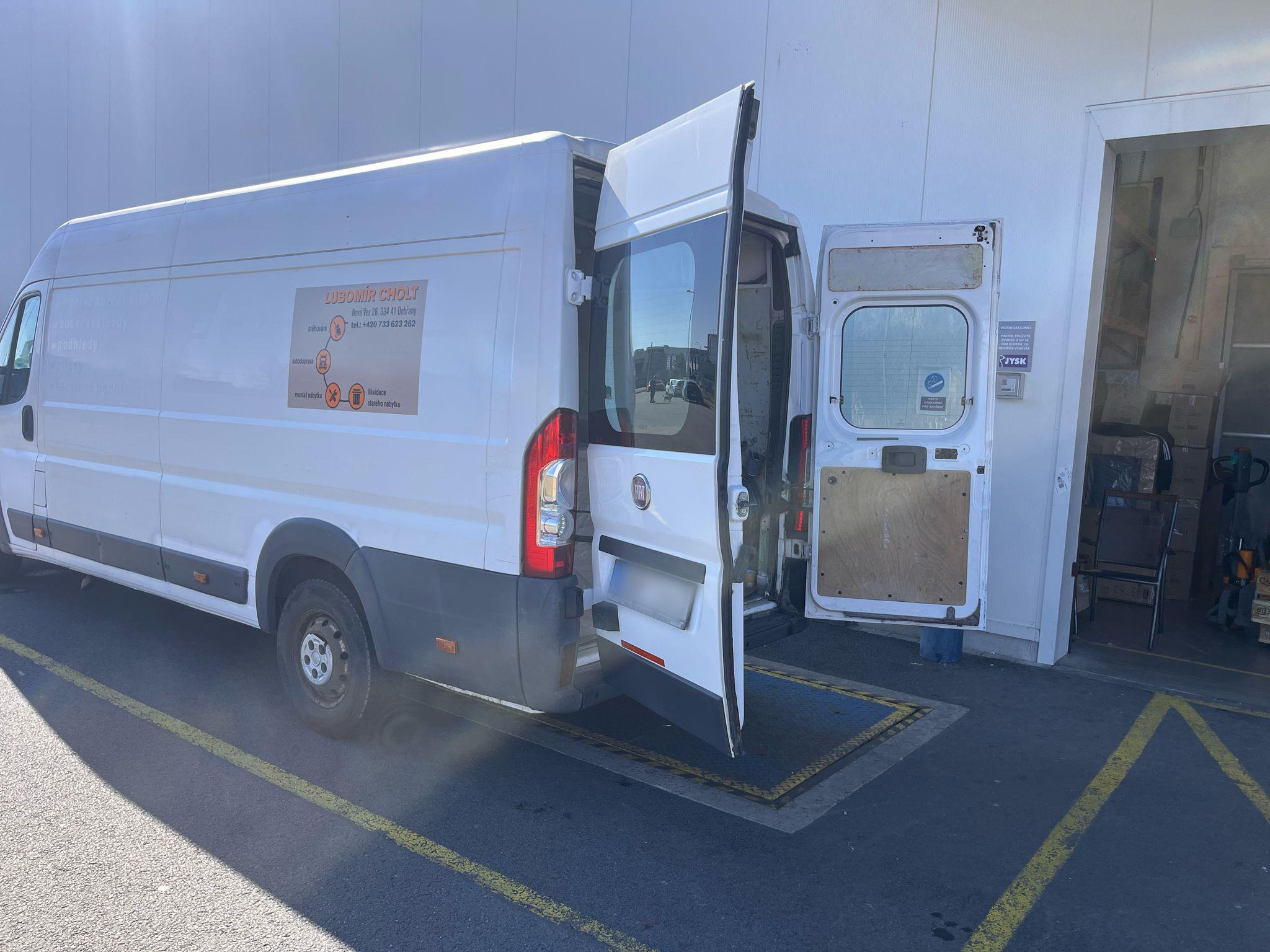 Lubomír Cholt - Montáž nábytku foto 1