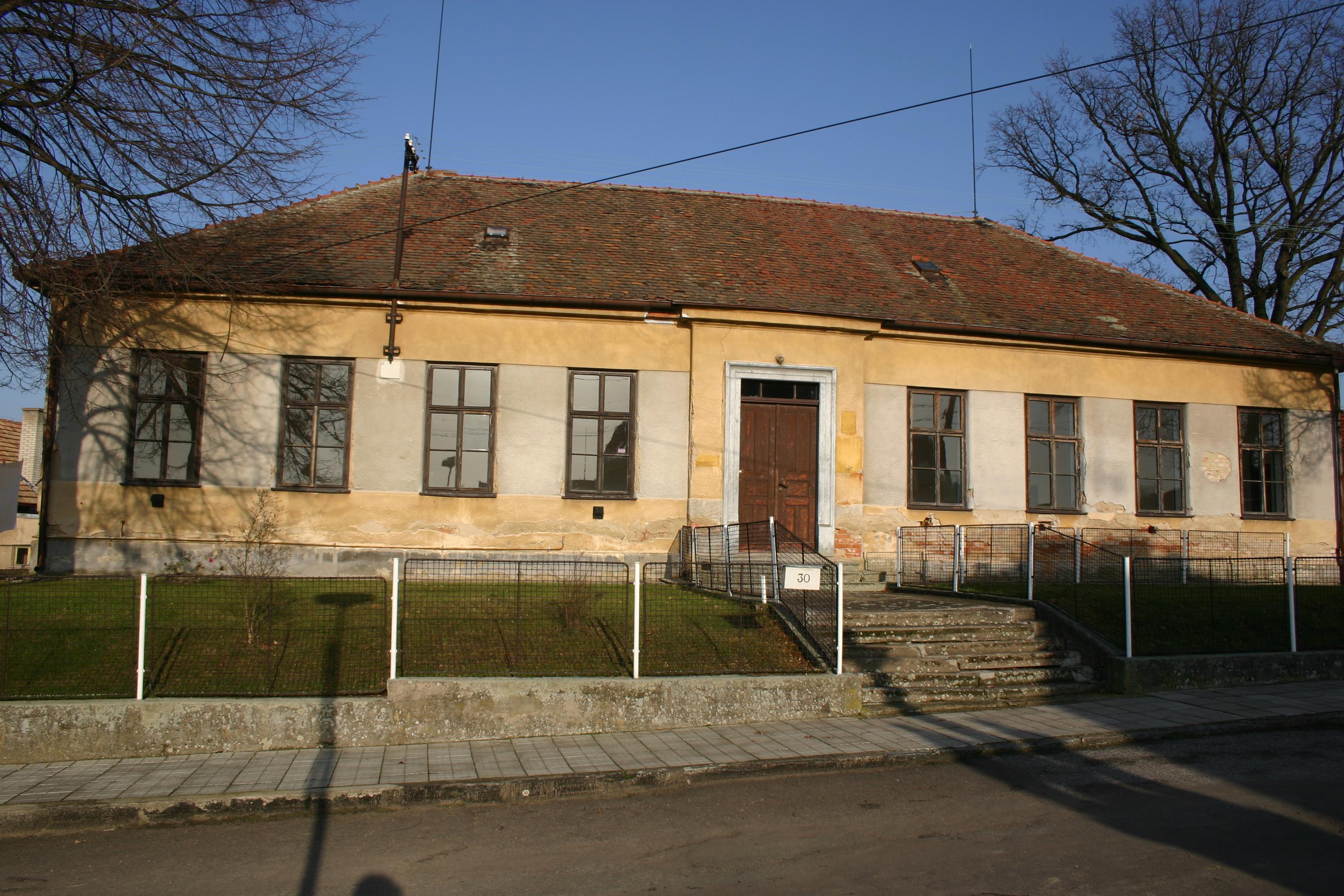 Újezd - obecní úřad foto 4