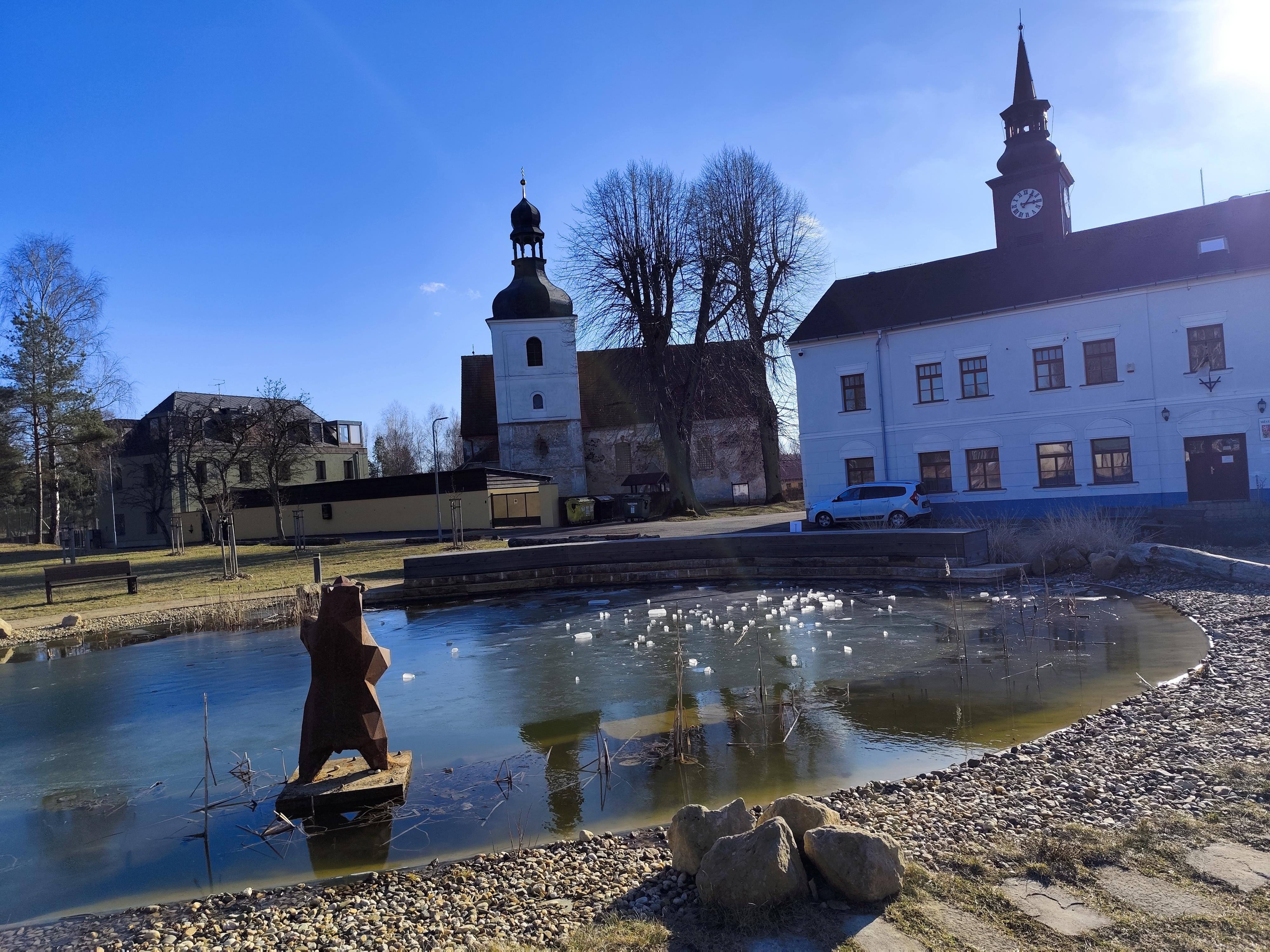 Ralsko - městský úřad foto 2