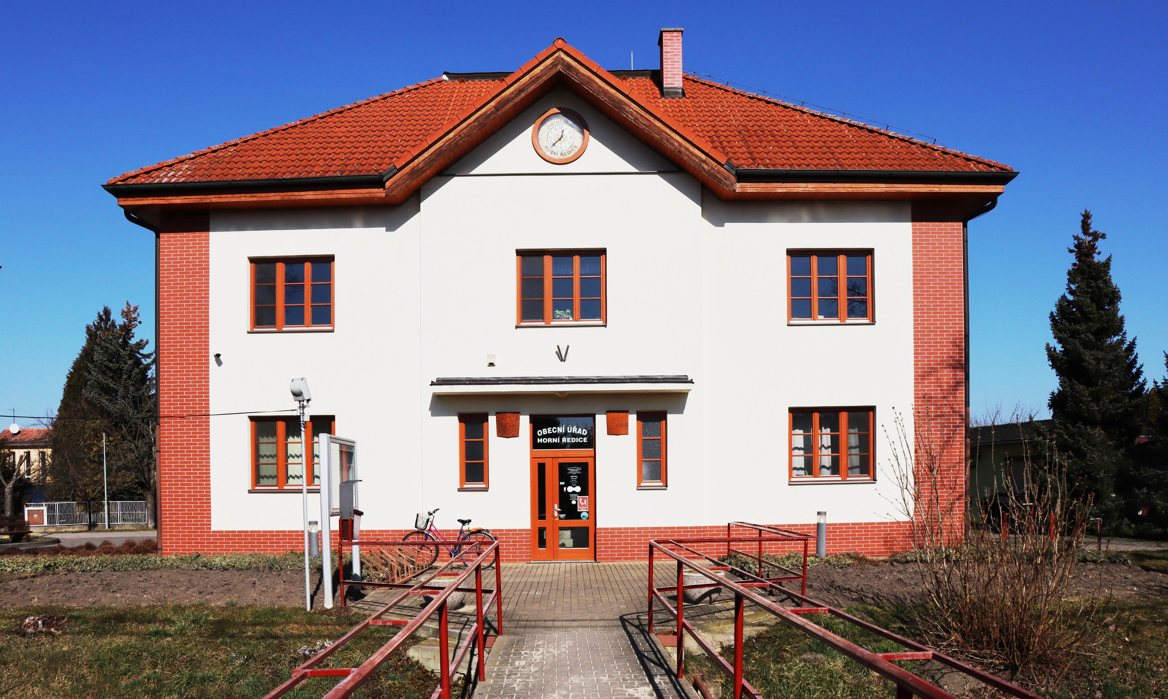 Horní Ředice - obecní úřad foto 3