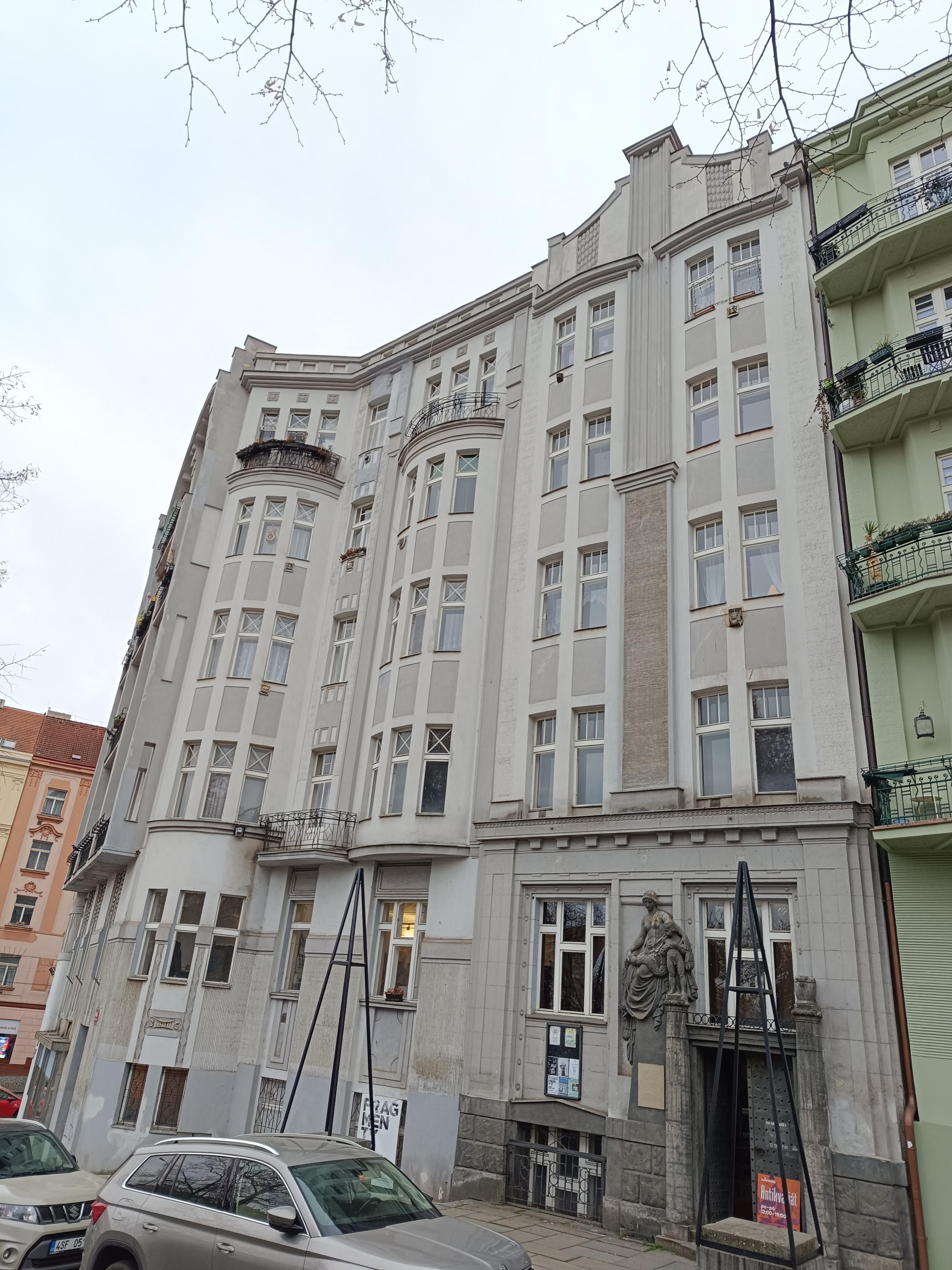 Galerie DESET - Waldesovo muzeum foto 6