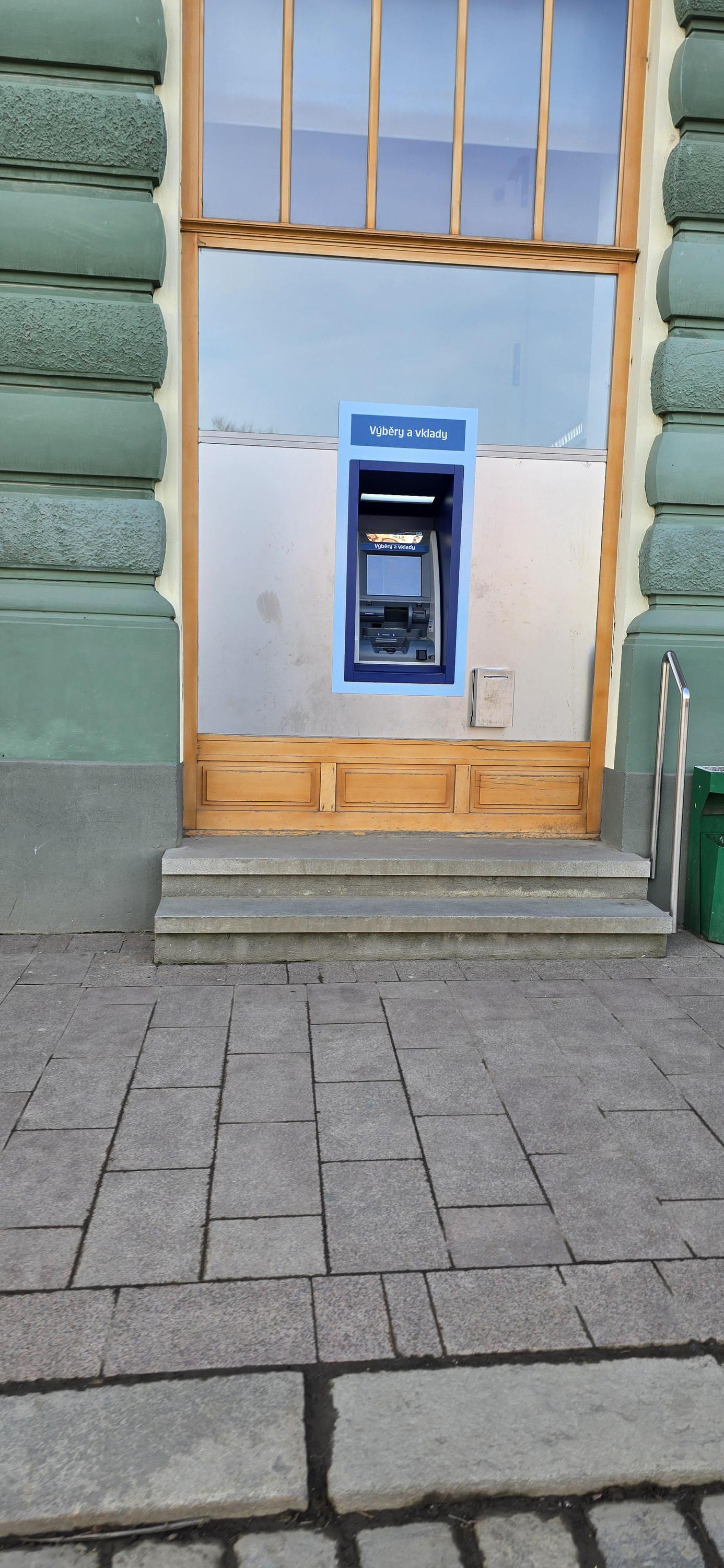Bankomat České spořitelny foto 3