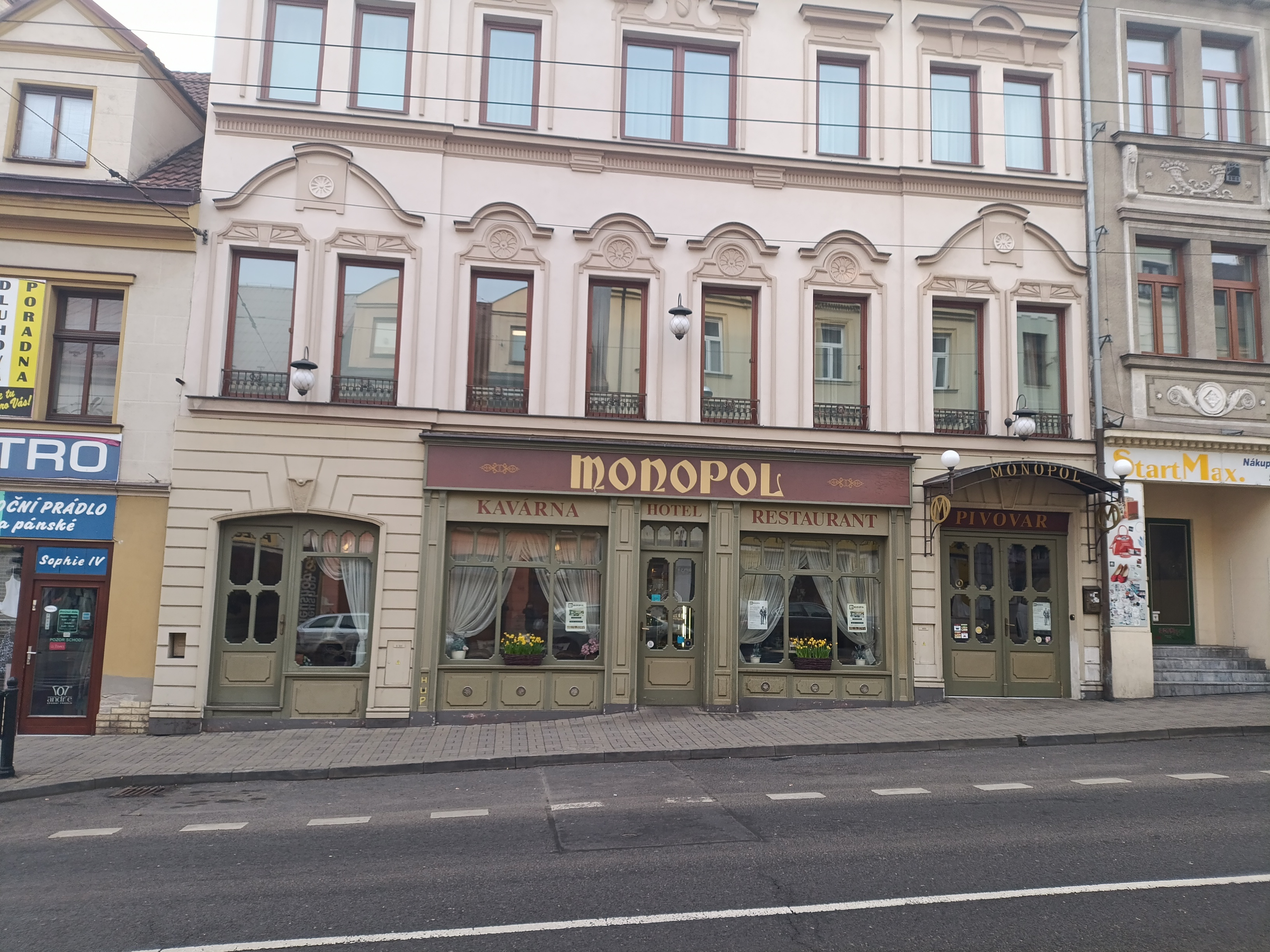 Kavárna Monopol foto 5