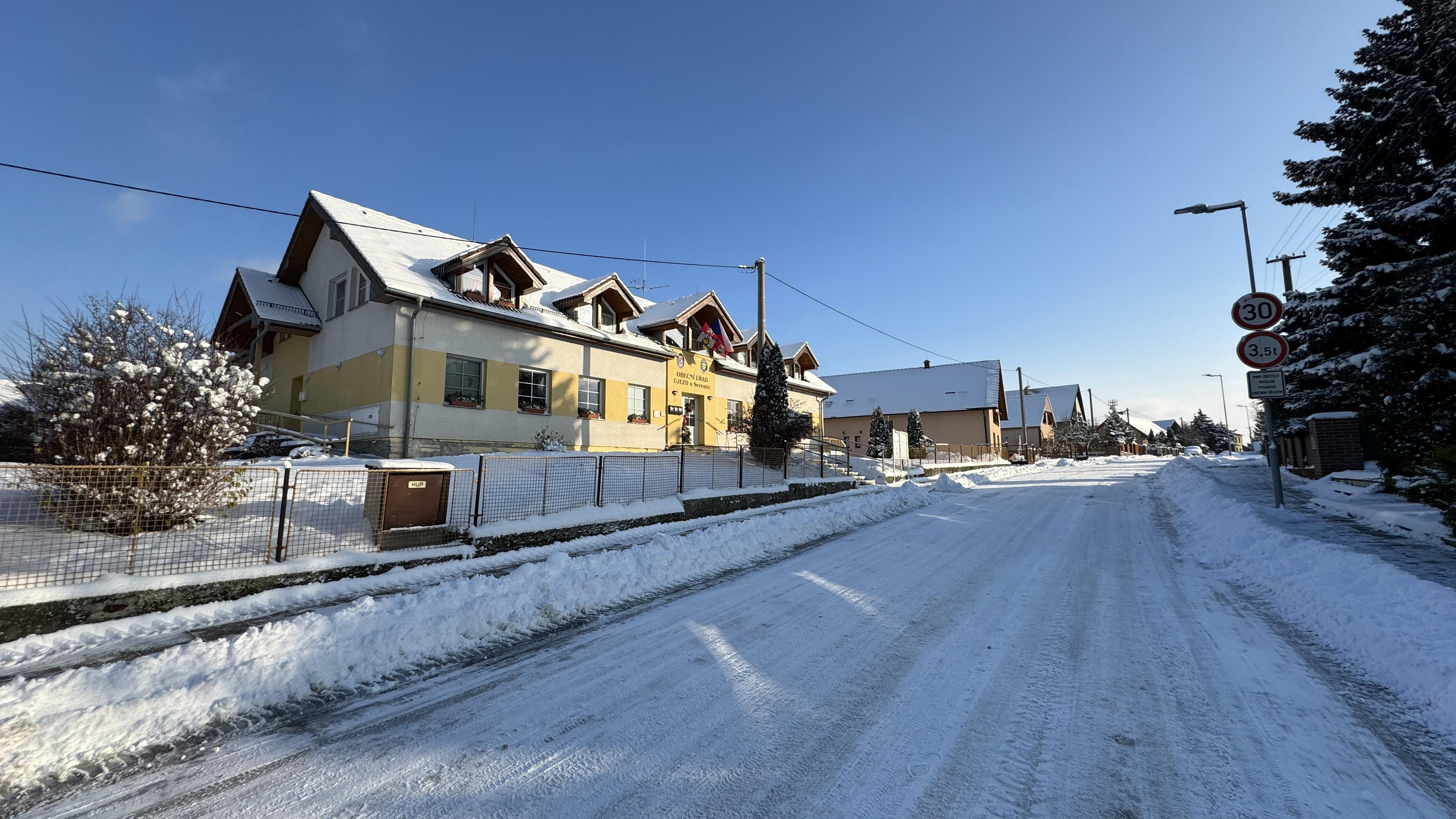 Újezd - obecní úřad foto 2