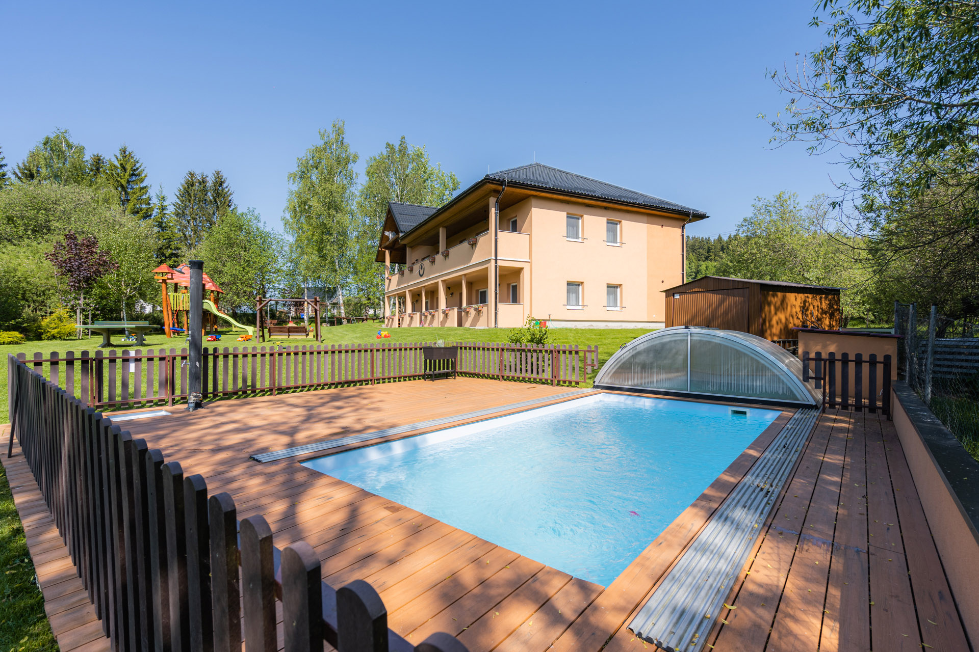 Rybí restaurace a apartmány Hůrka foto 6