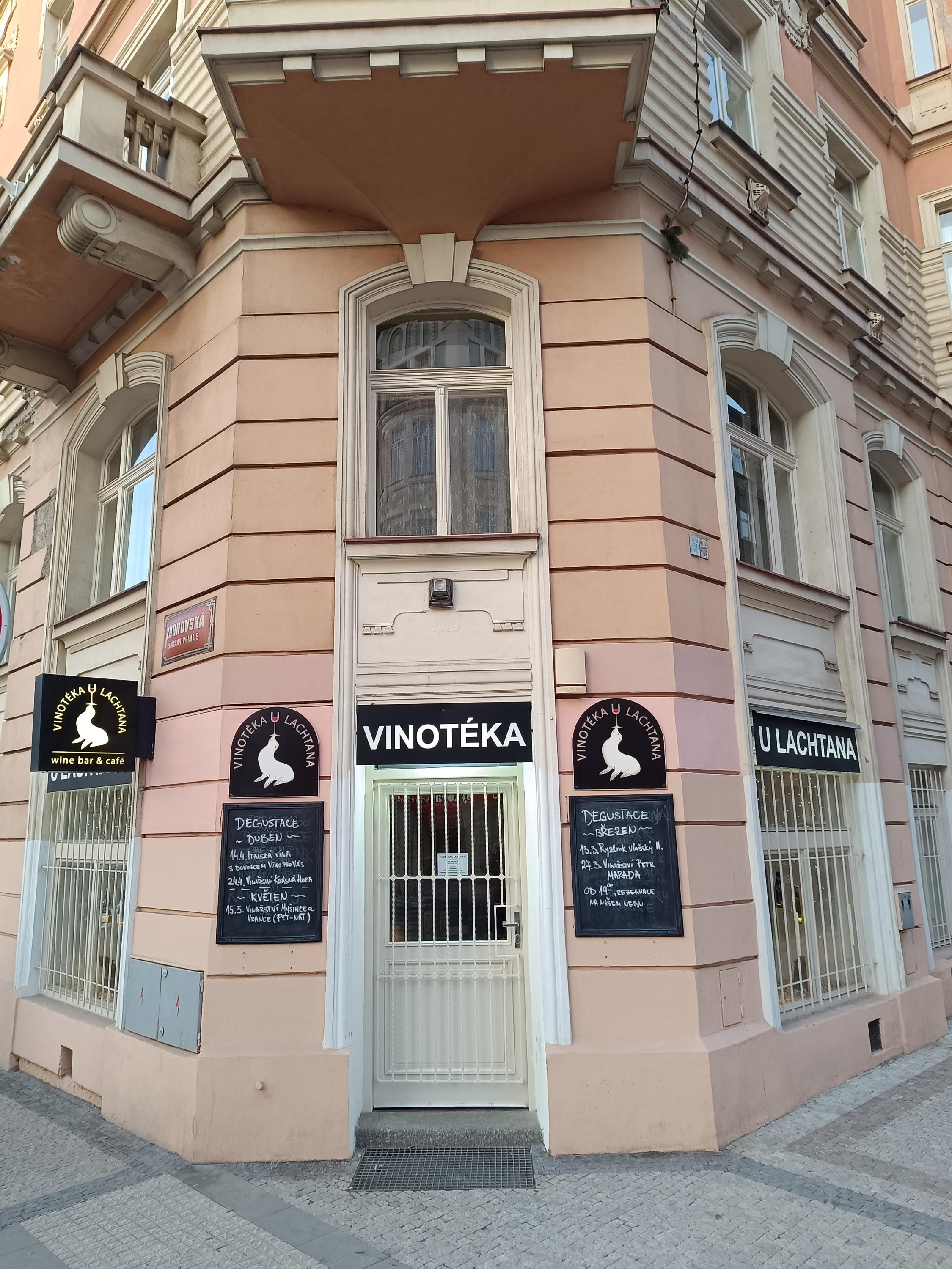 VINOTÉKA U LACHTANA foto 6