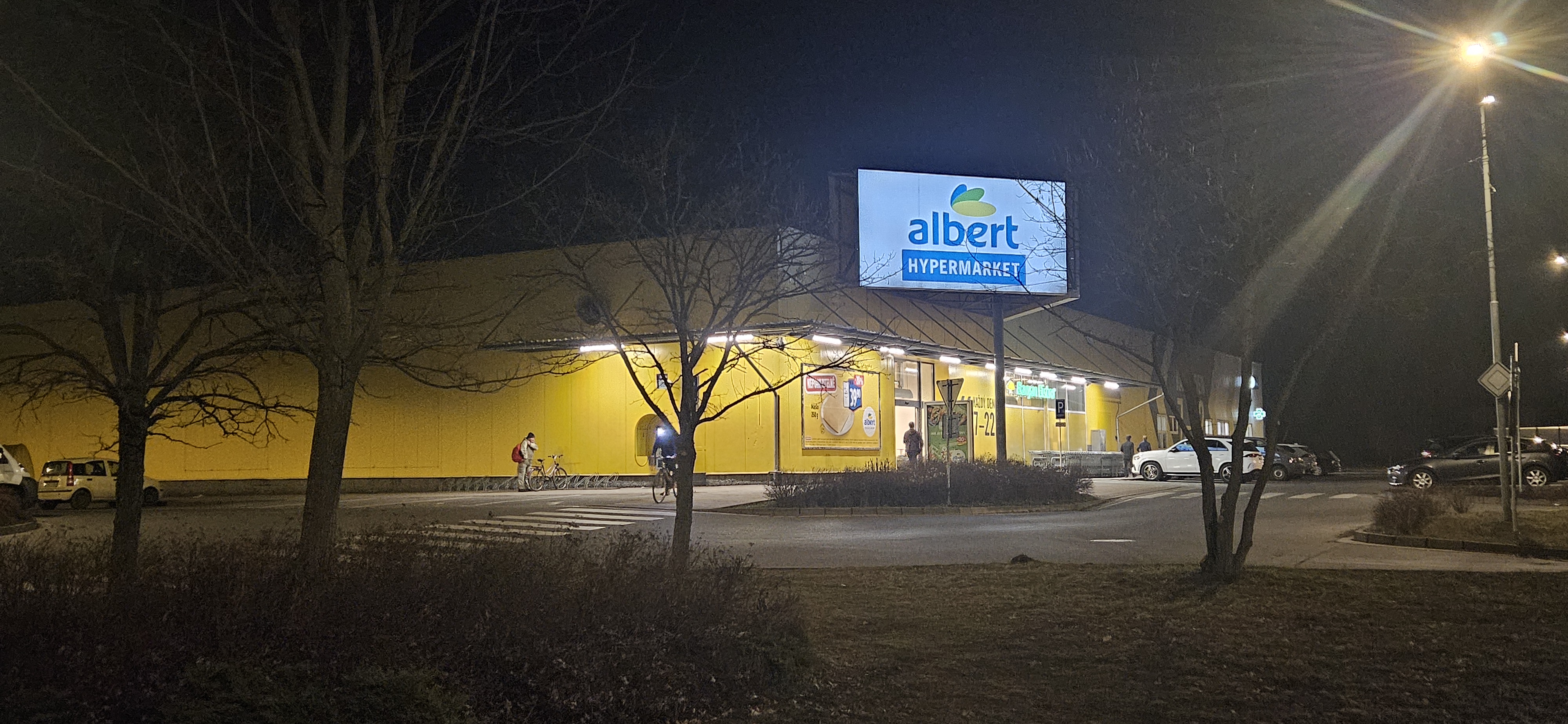 Albert Hypermarket foto 6