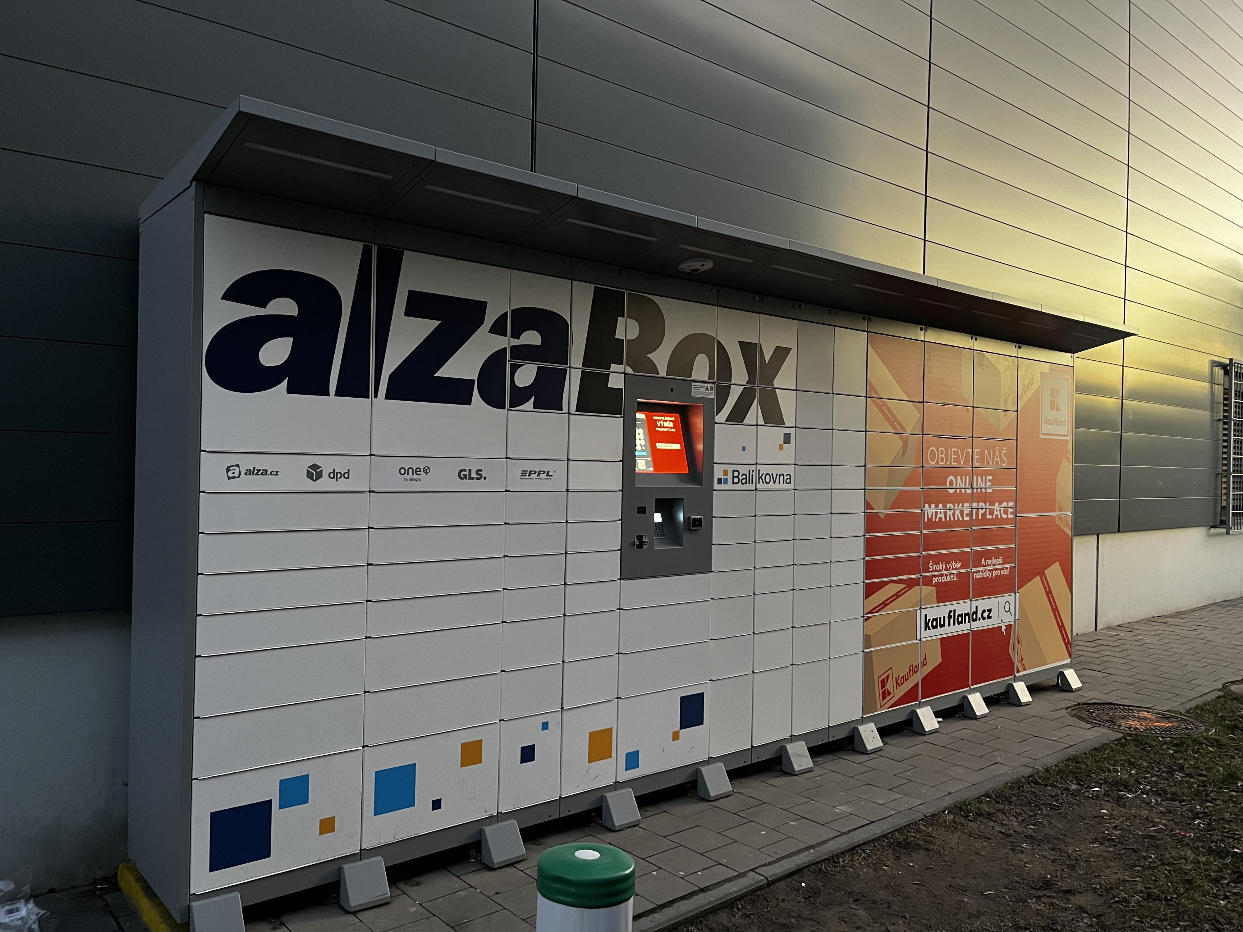 AlzaBox foto 1
