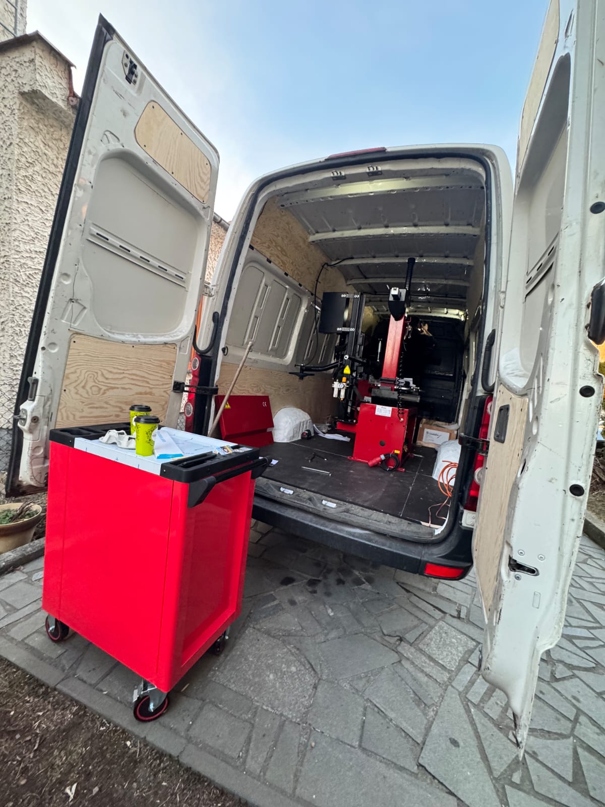 Mobilní pneuservis Prof.Rychlost foto 2