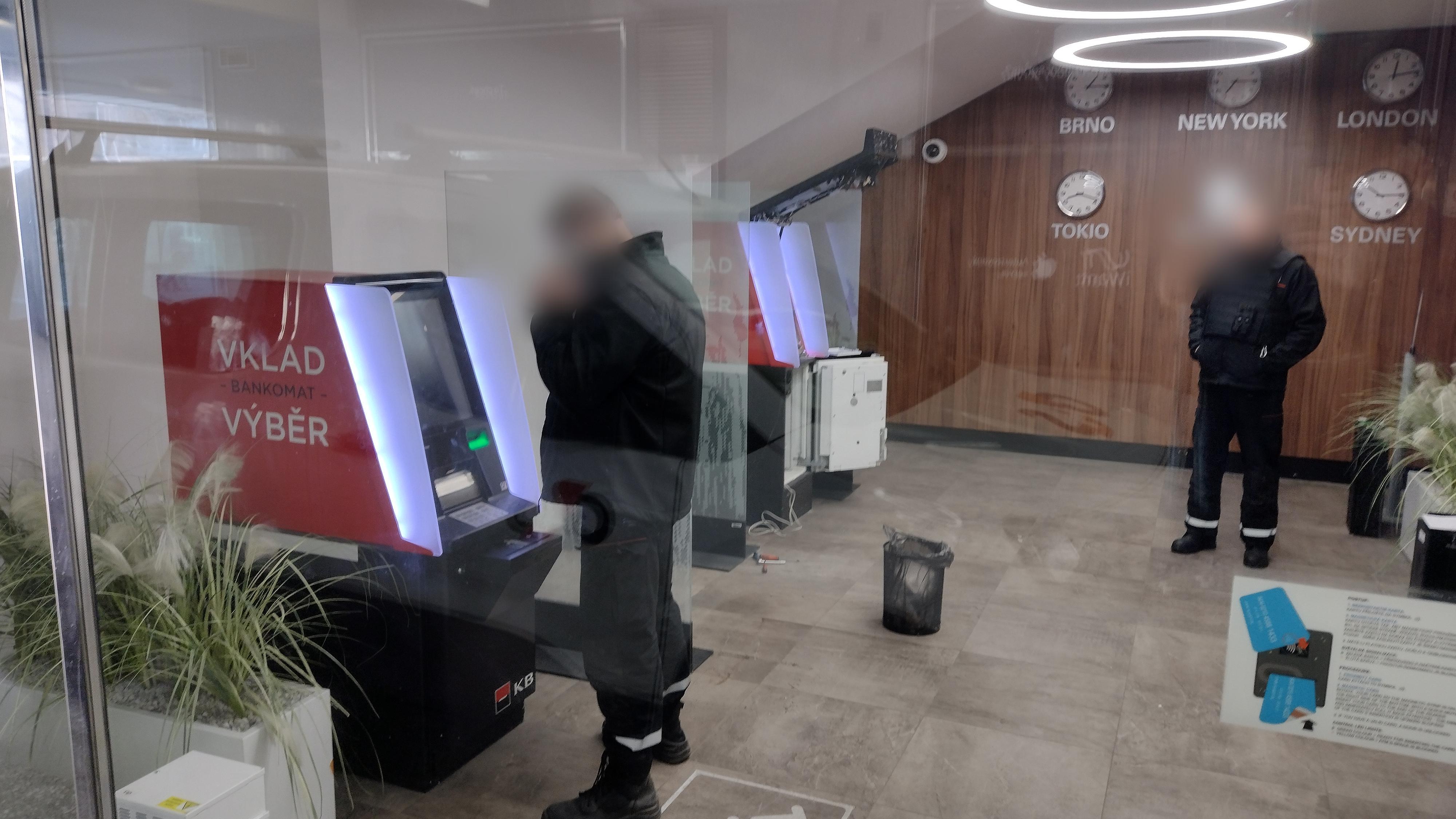 Bankomat Komerční banky foto 3
