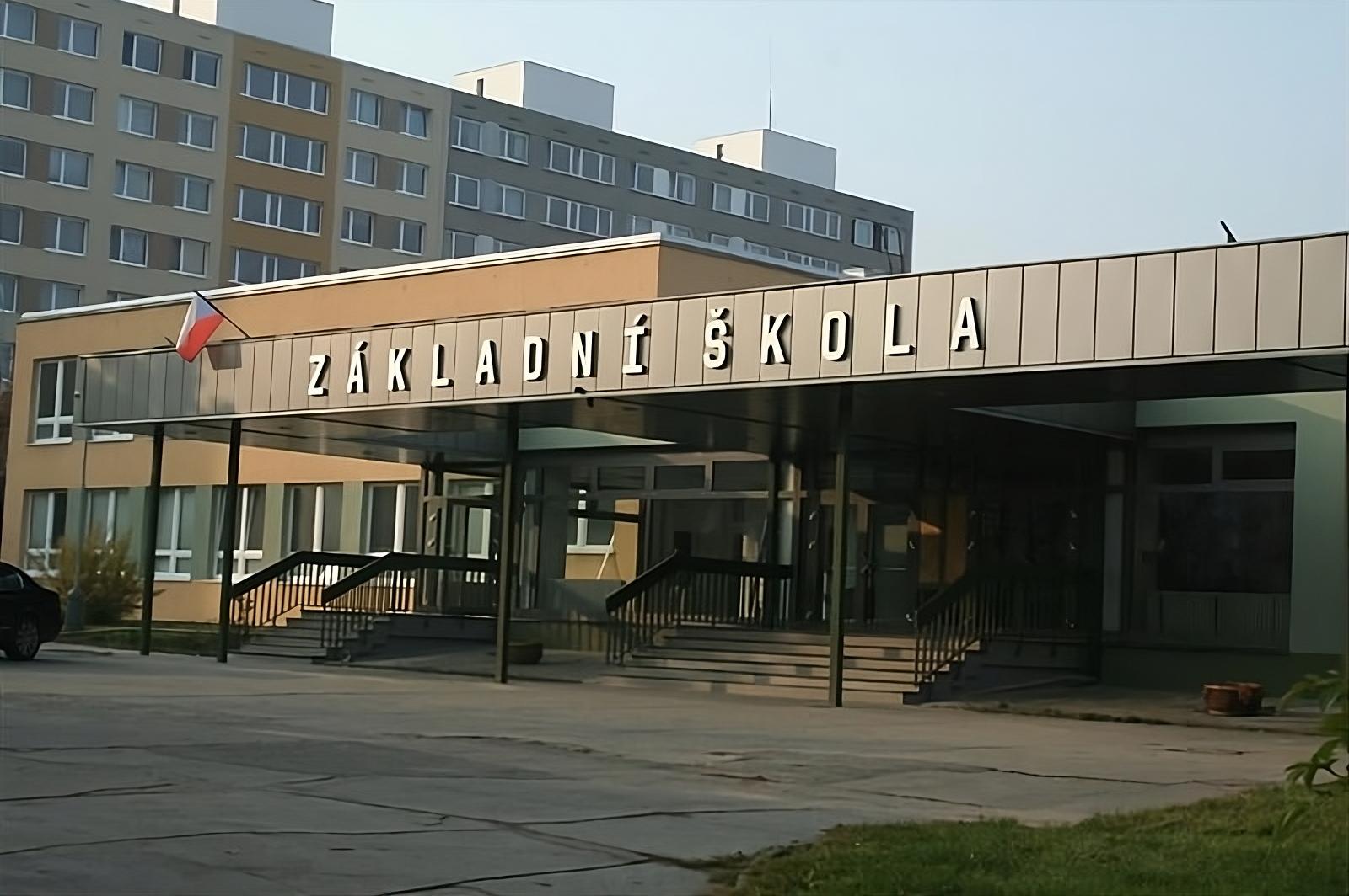 ZUŠ FLOW - Pobočka Květnového vítězství