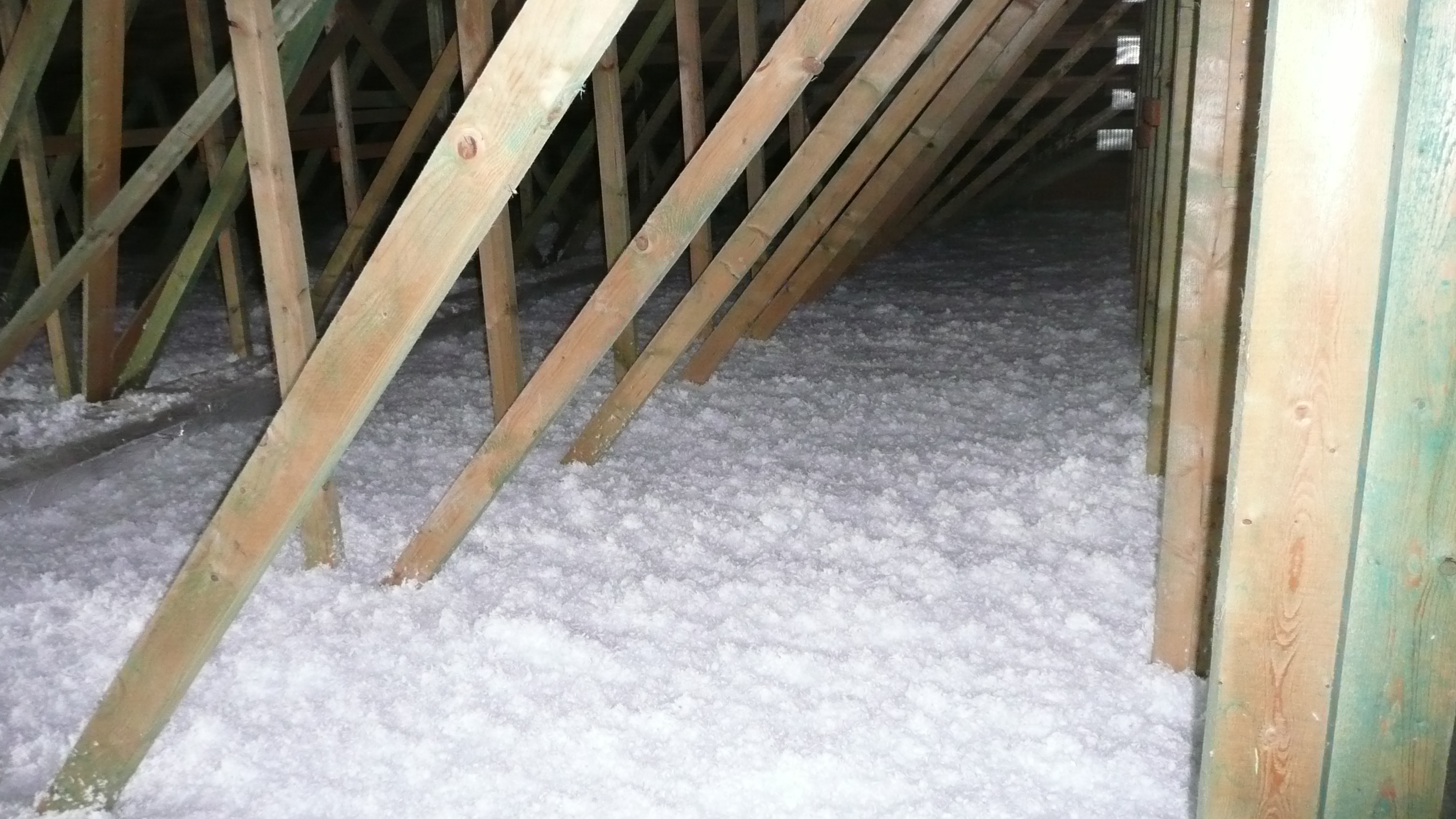 Foukaná izolace  IZOTOM foto 5