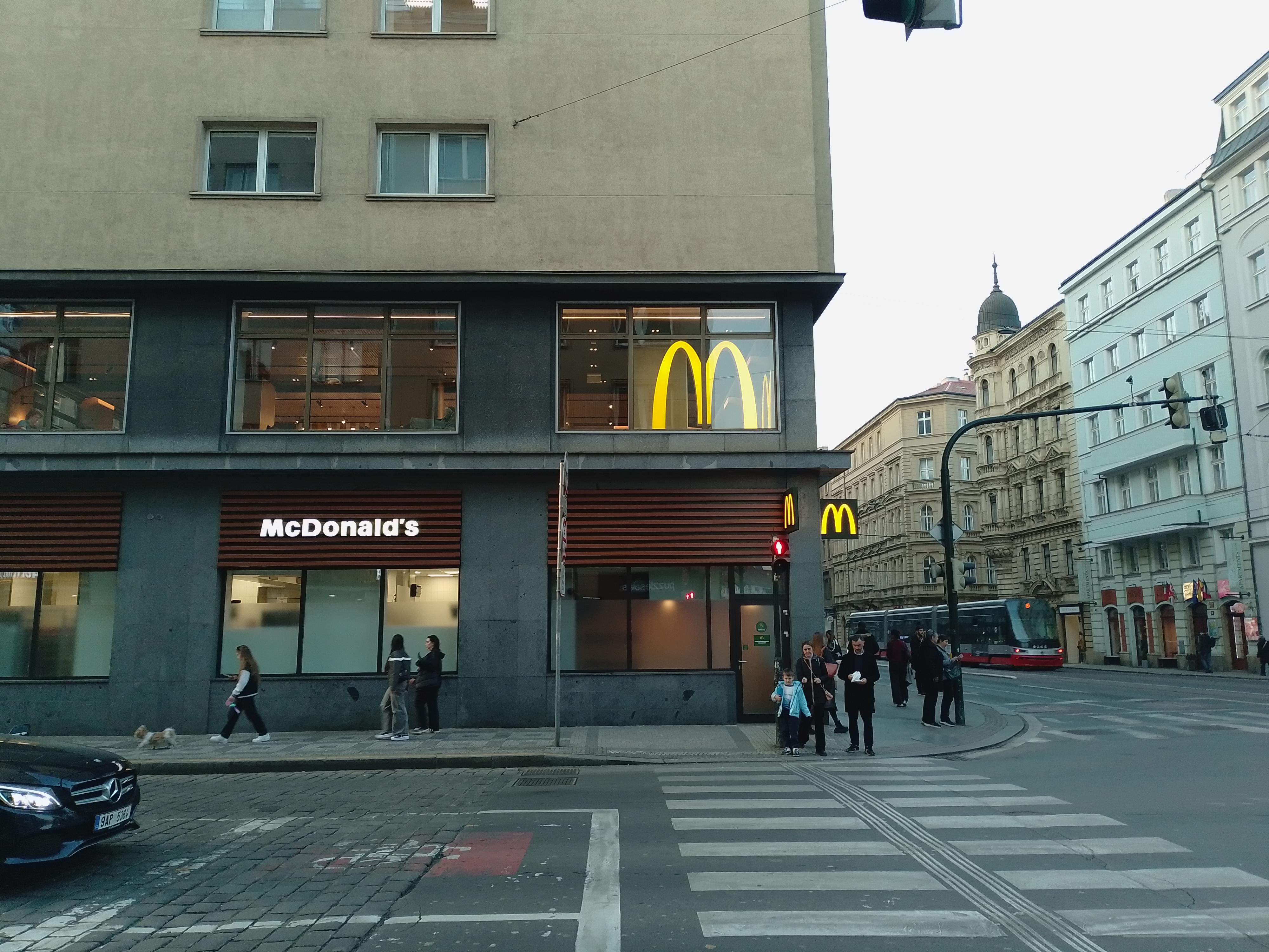 McDonald`s foto 2
