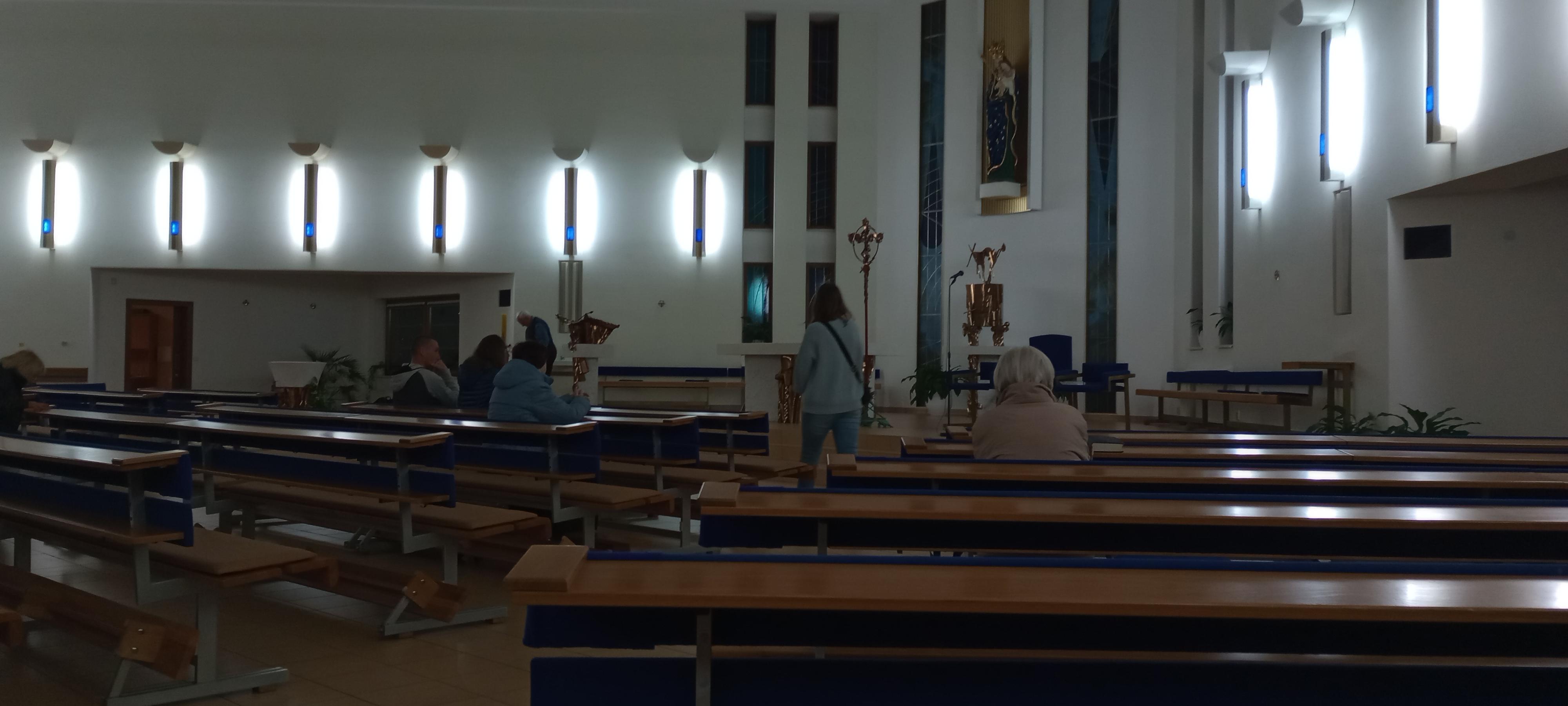 Kostel Panny Marie Pomocnice křesťanů foto 3