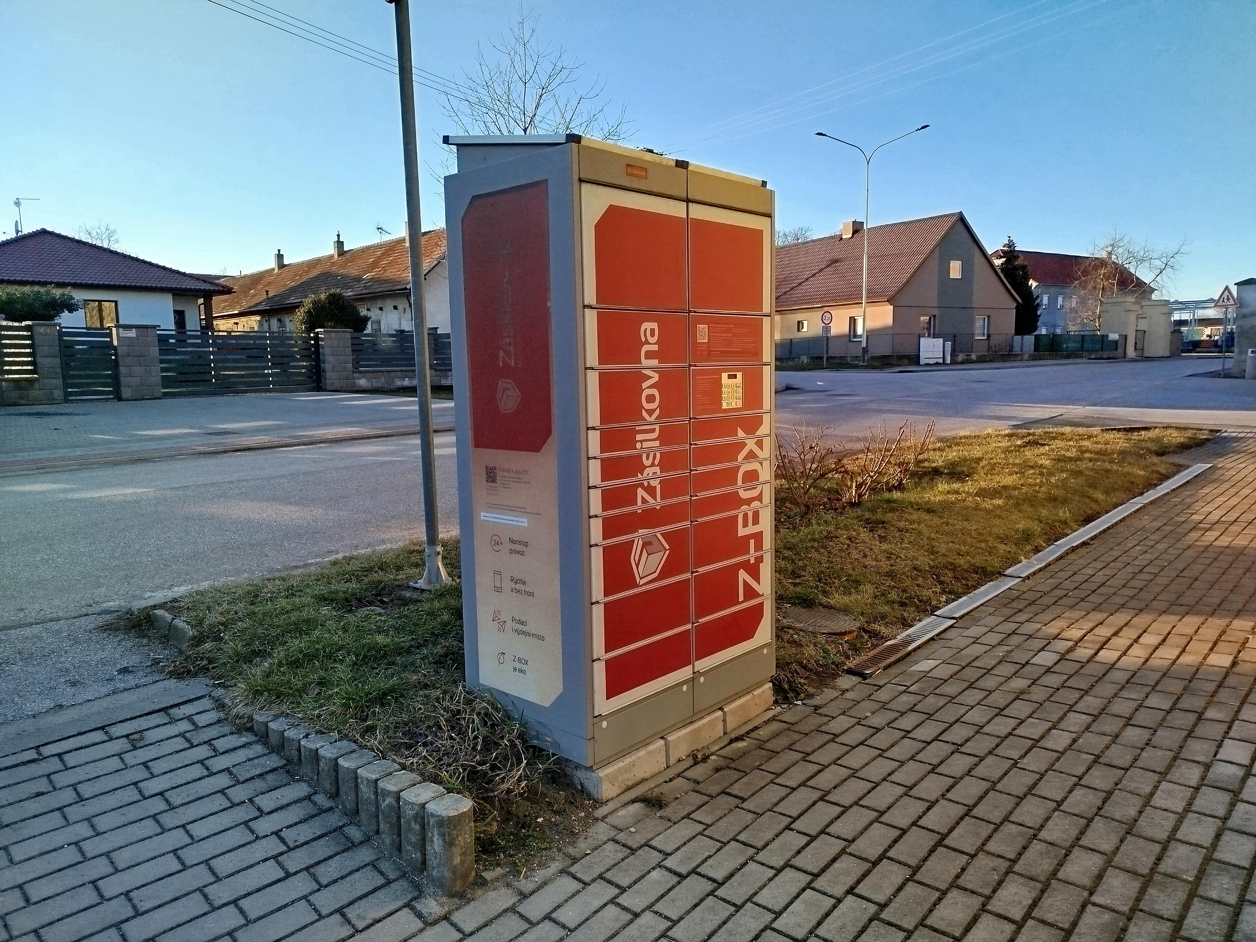 Z-BOX foto 1