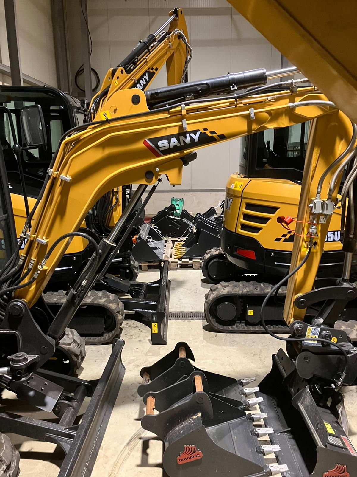 CARACAL MACHINES s.r.o. foto 5