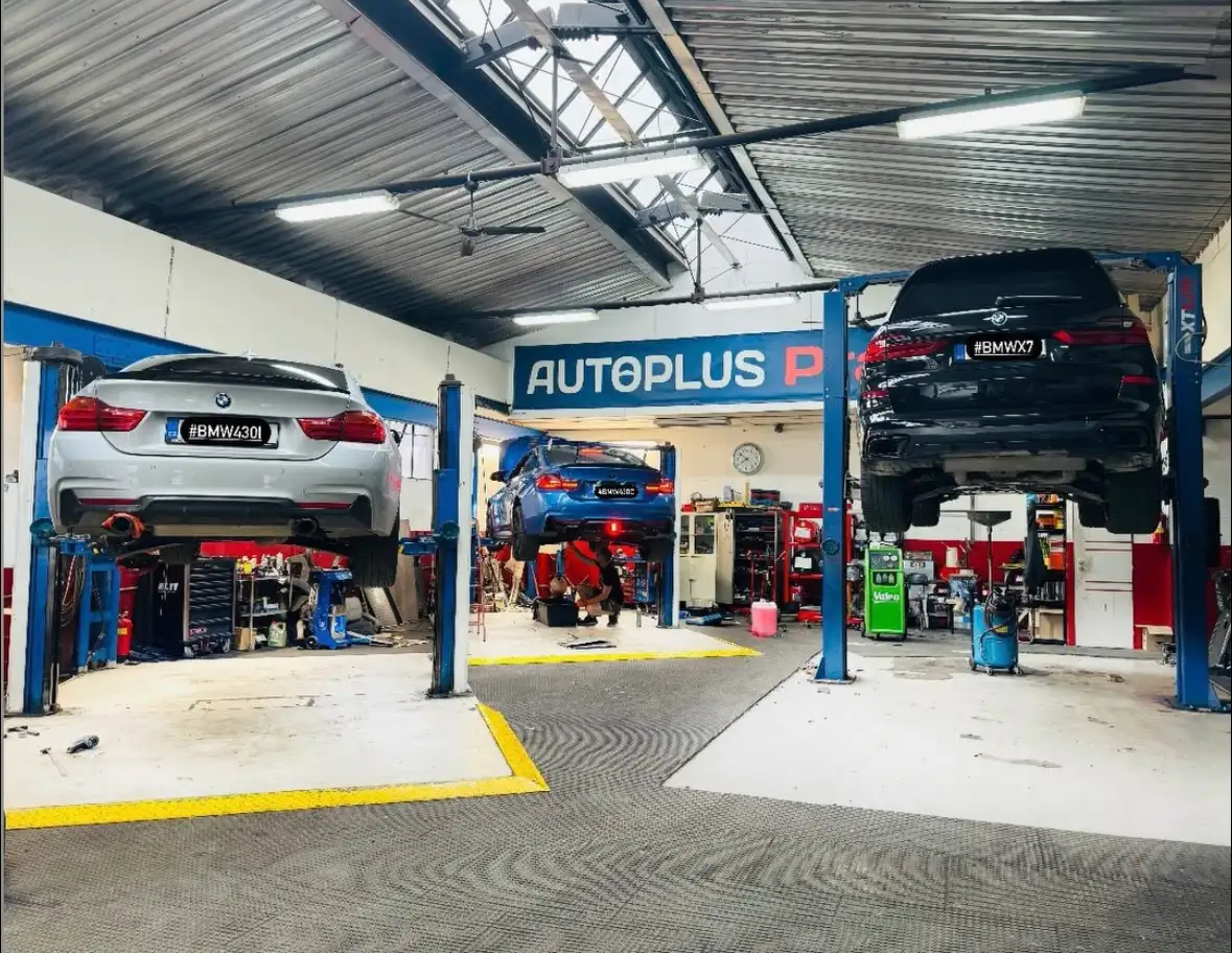 AUTOPLUS Praha spol. s r.o. / BMW Partners In Quality foto 4