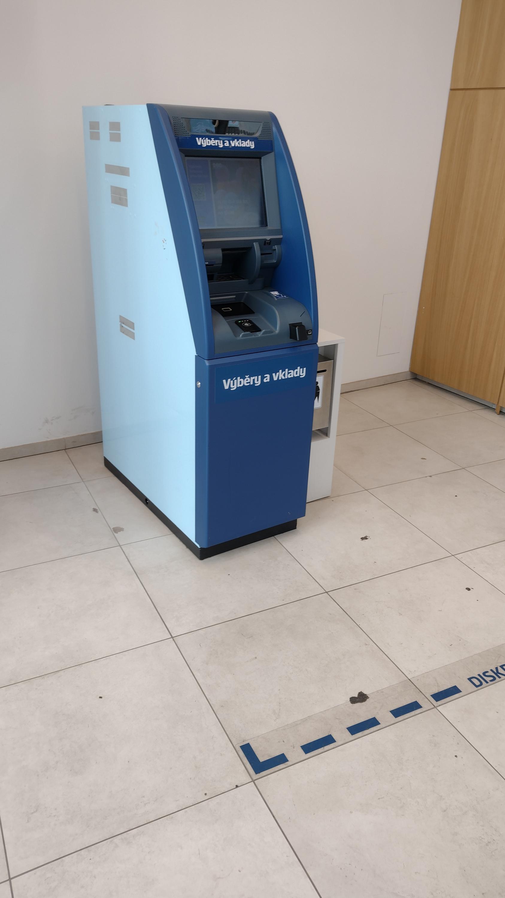 Bankomat České spořitelny foto 2