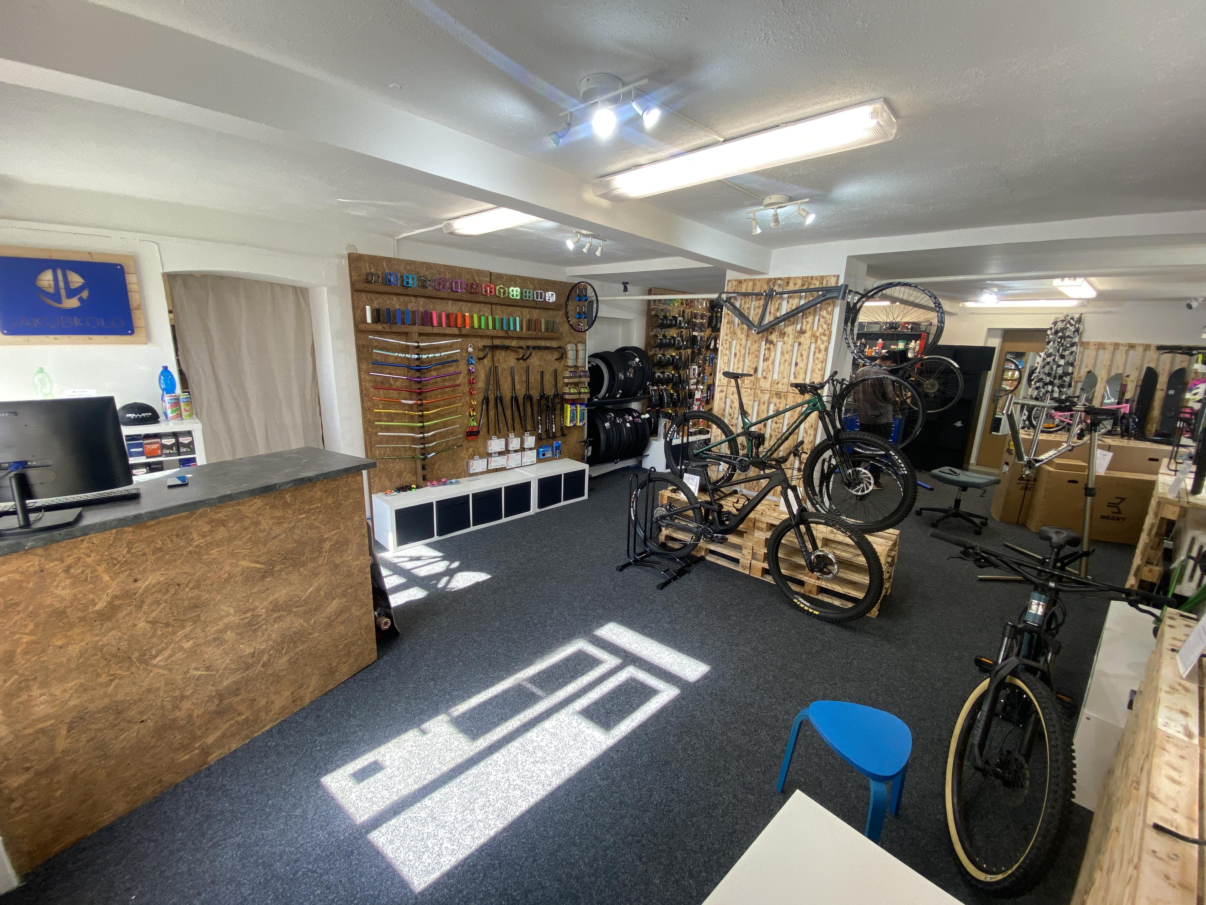 JAKUBKOLO, s.r.o. - cyklo, ski, sk8 foto 3