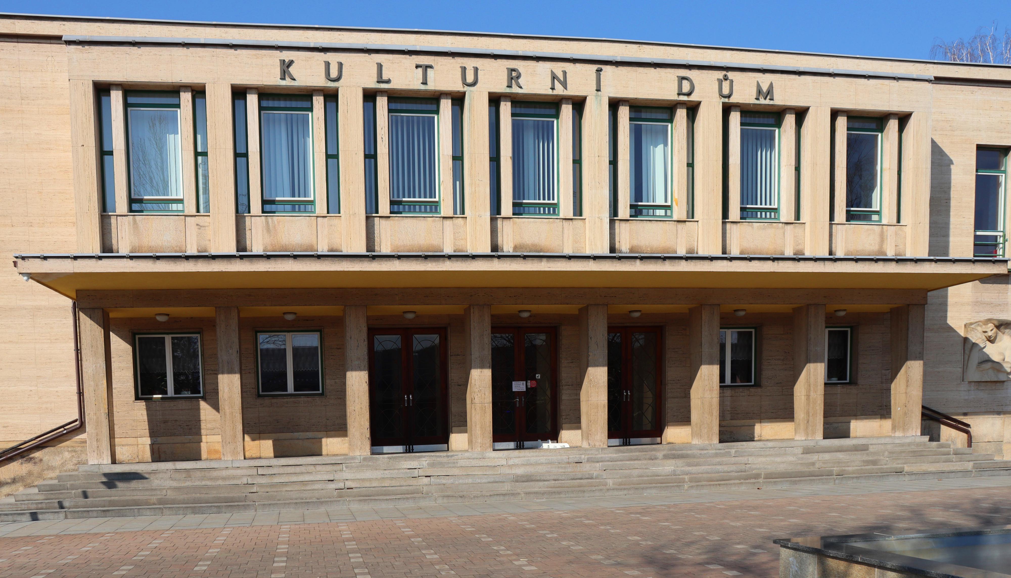 Kulturní dům města Holic foto 6