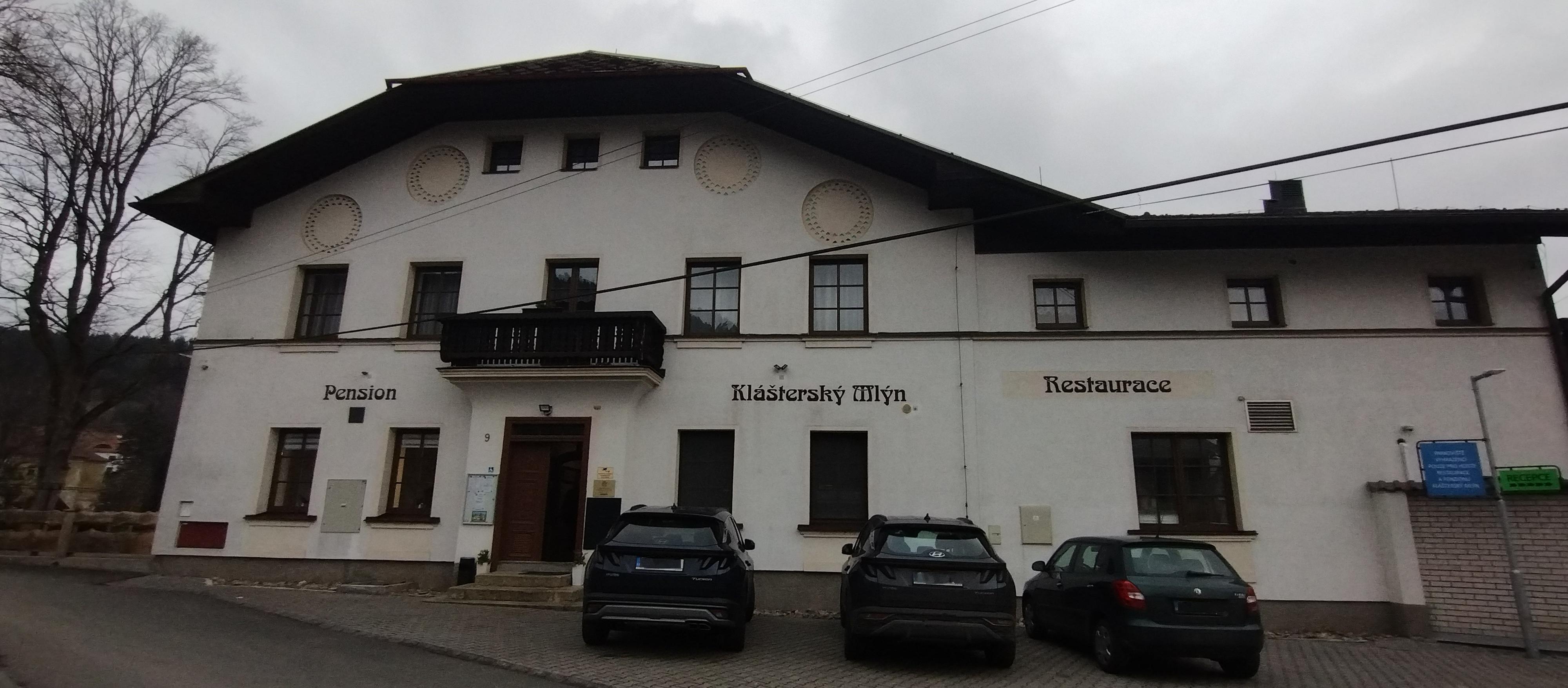 Restaurace Klášterský mlýn foto 4