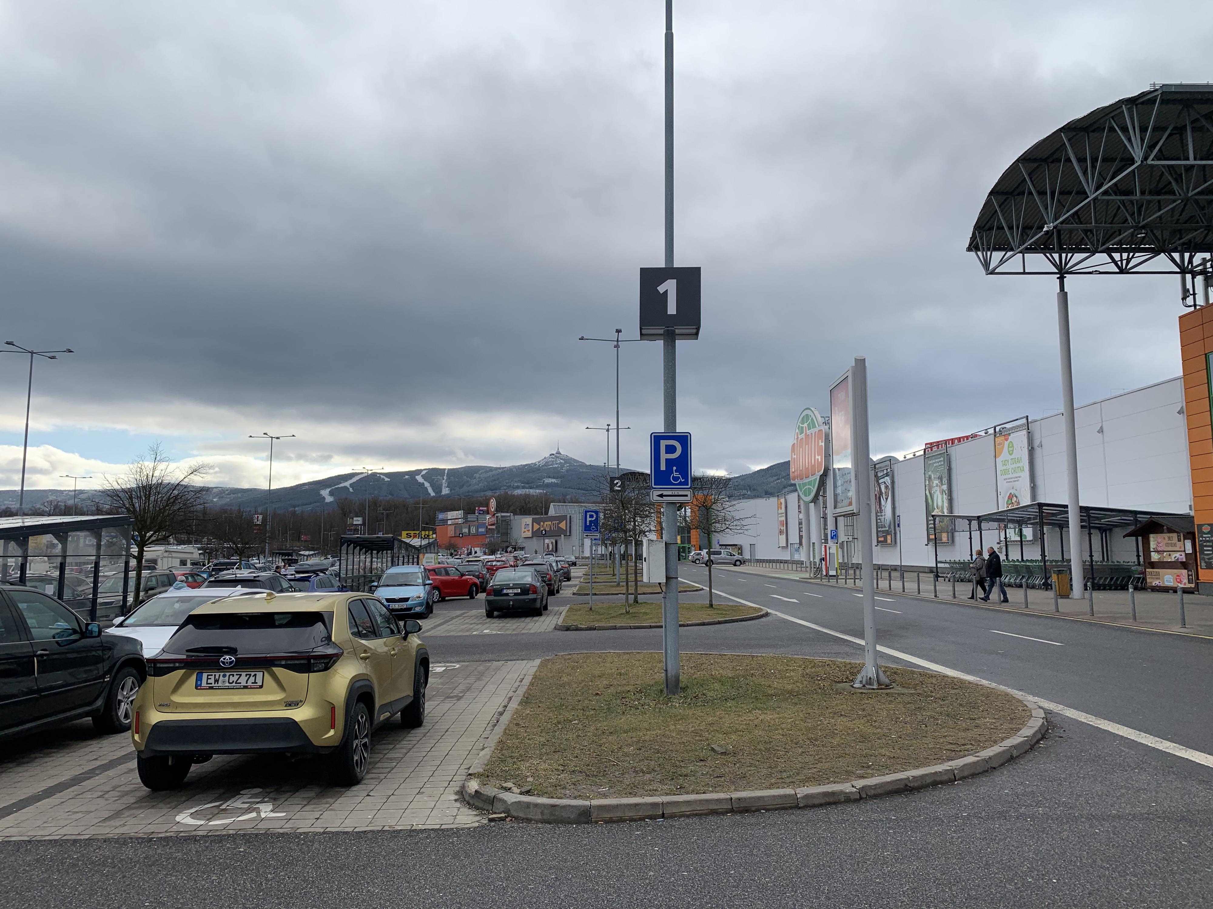 Globus Hypermarket foto 3