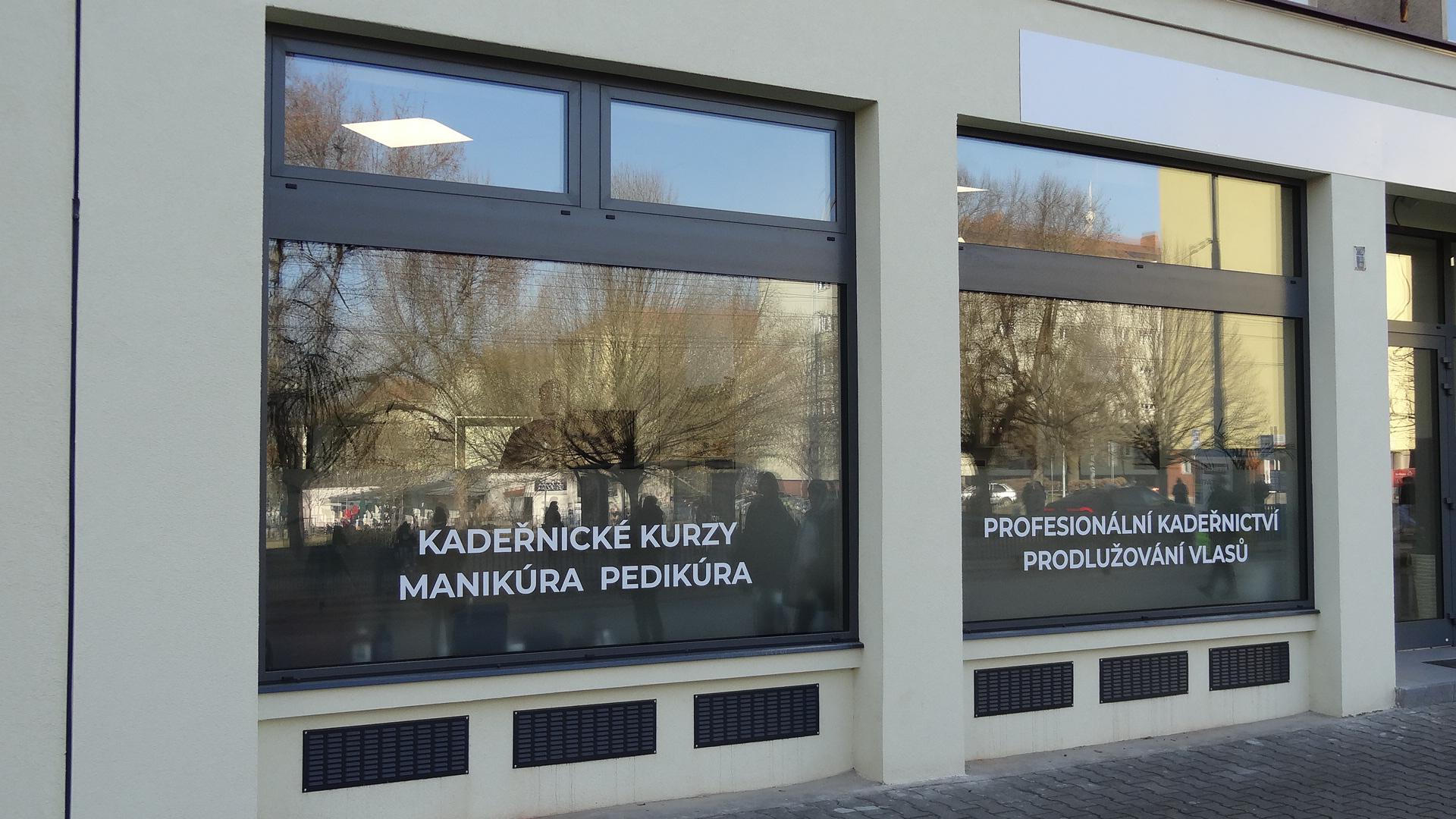 Salon Goldenhair - kadeřnictví foto 3