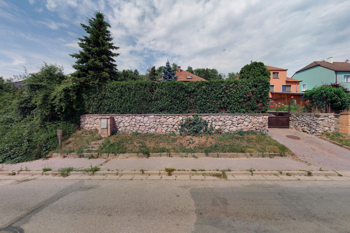 Pavel Vrška - RE/MAX