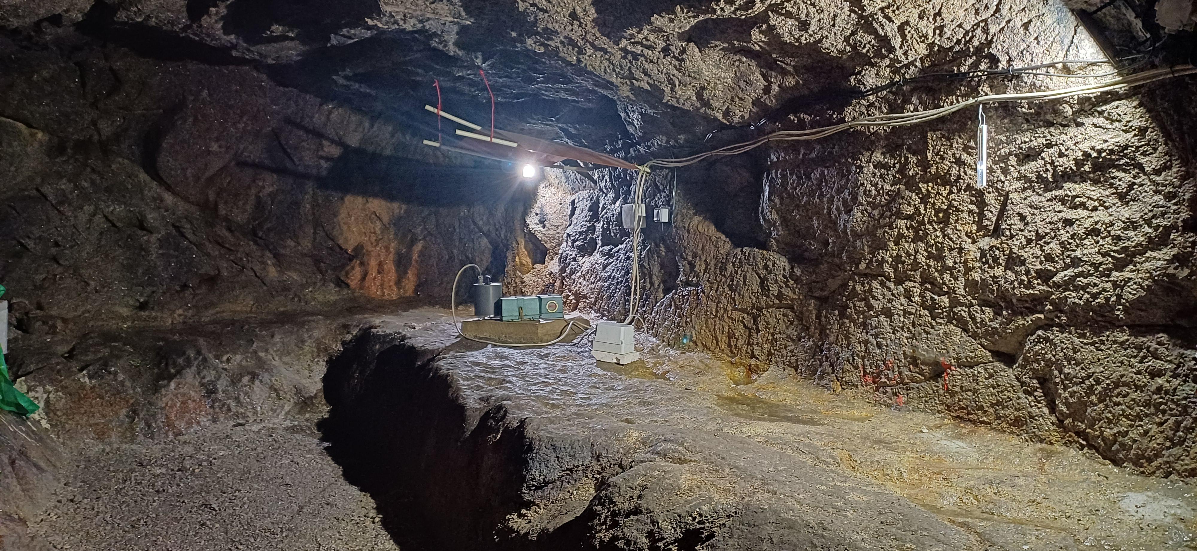 Geofyzikální muzeum - Seismická expozice foto 3