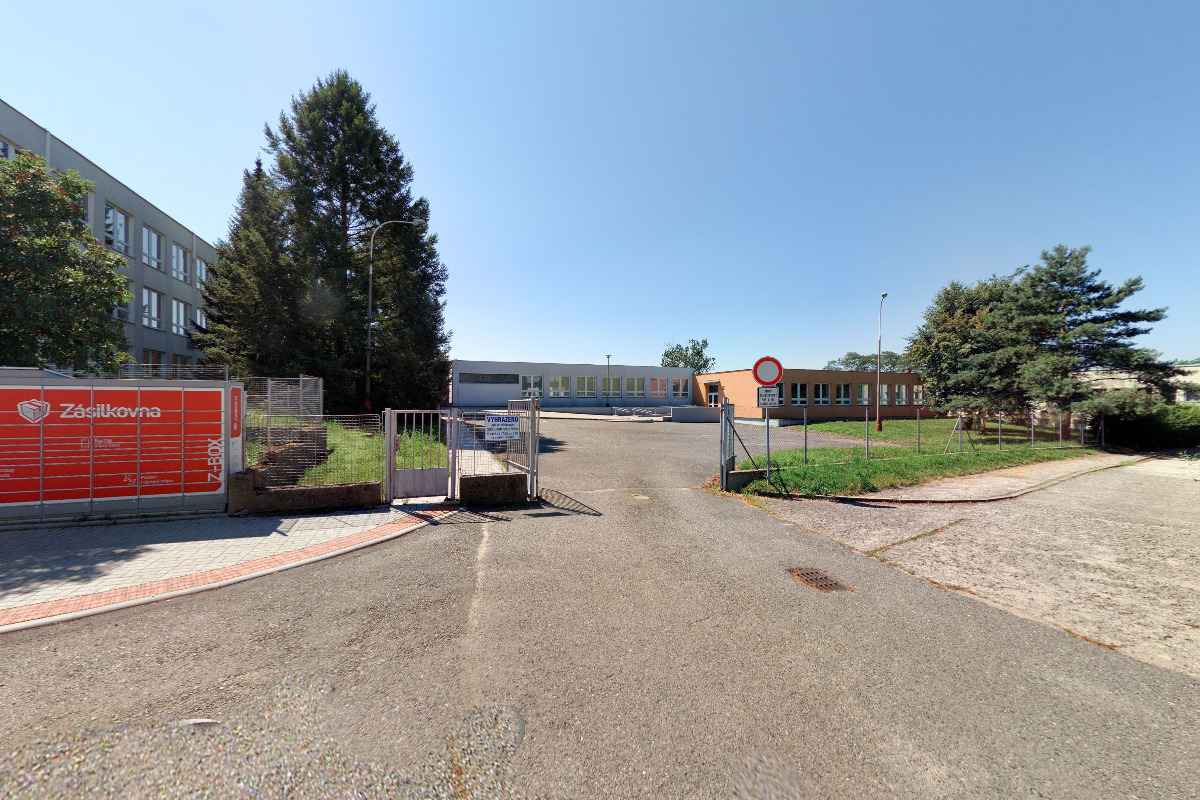 Střední škola spojů a informatiky, Tábor, Bydlinského 2474 foto 2