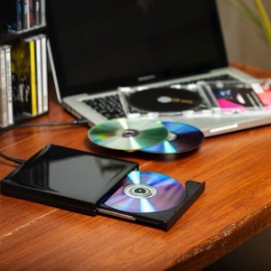 Online sellers of information carriers and media